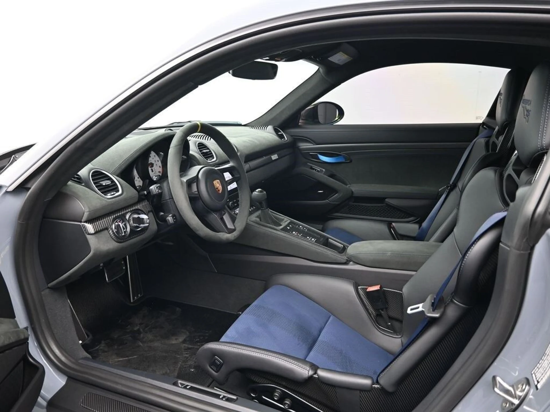 mph003_492787497_a94cc69bcabd49d12089286a03a3d704x_83cf2e5760