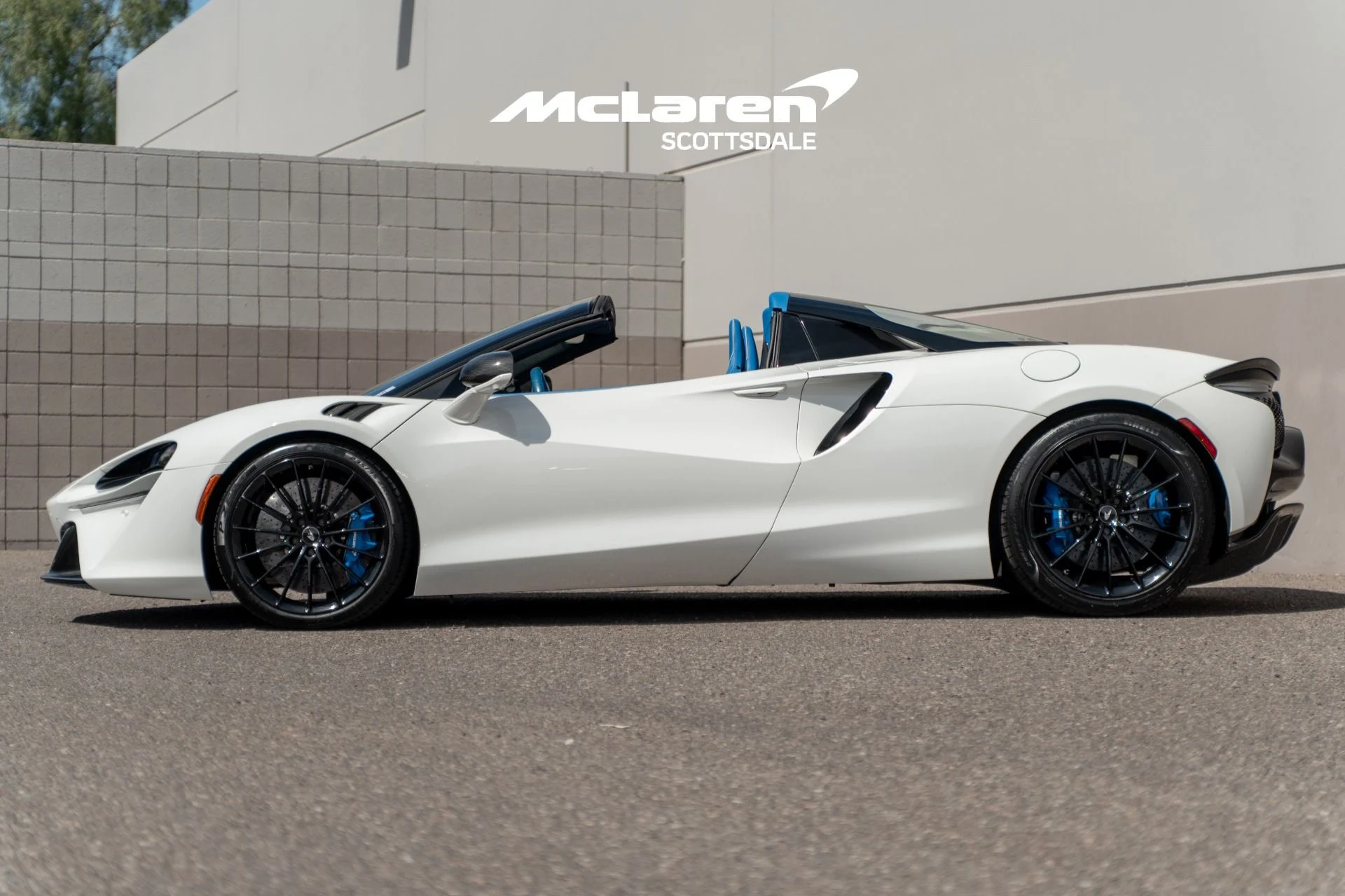 mph003_497287101_Used_2025_MCLAREN_ARTURA_1790361452_65a432fe32