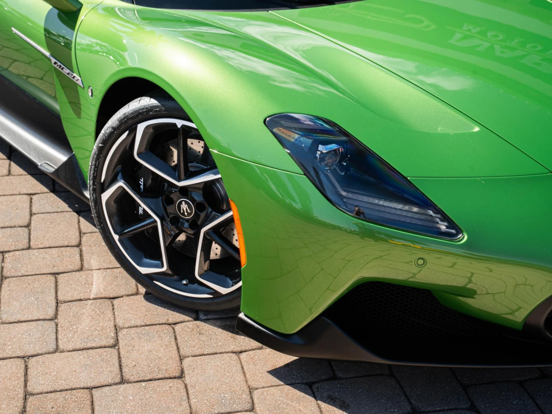 mph003_505108322_Used_2023_Maserati_MC_20_Cielo_1769250107_34baa35f22