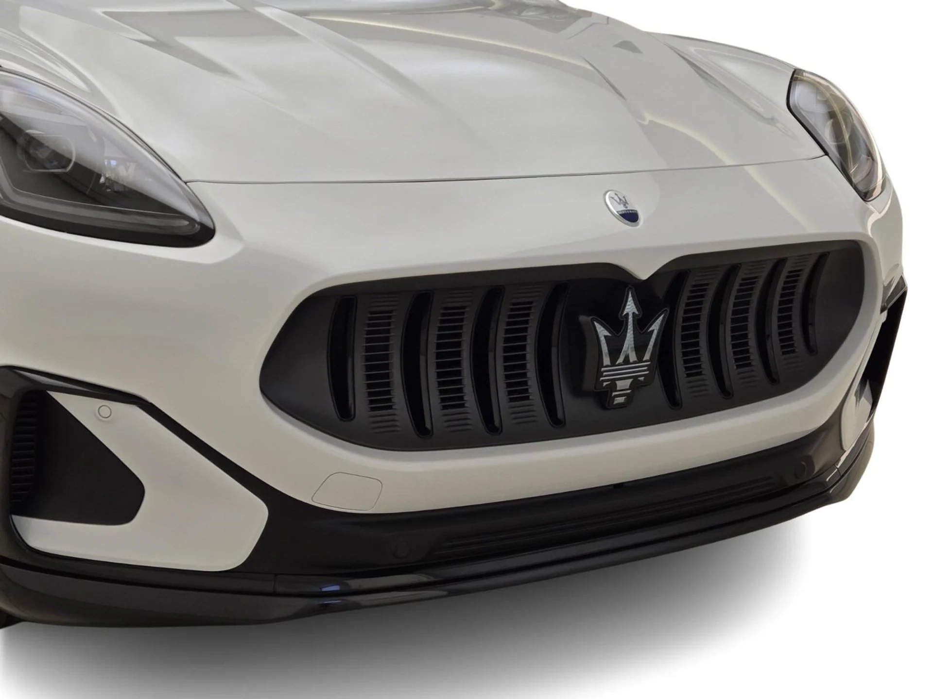 mph003_505671467_New_2025_Maserati_Grecale_Folgore_1753162002_0c1c22b2d8