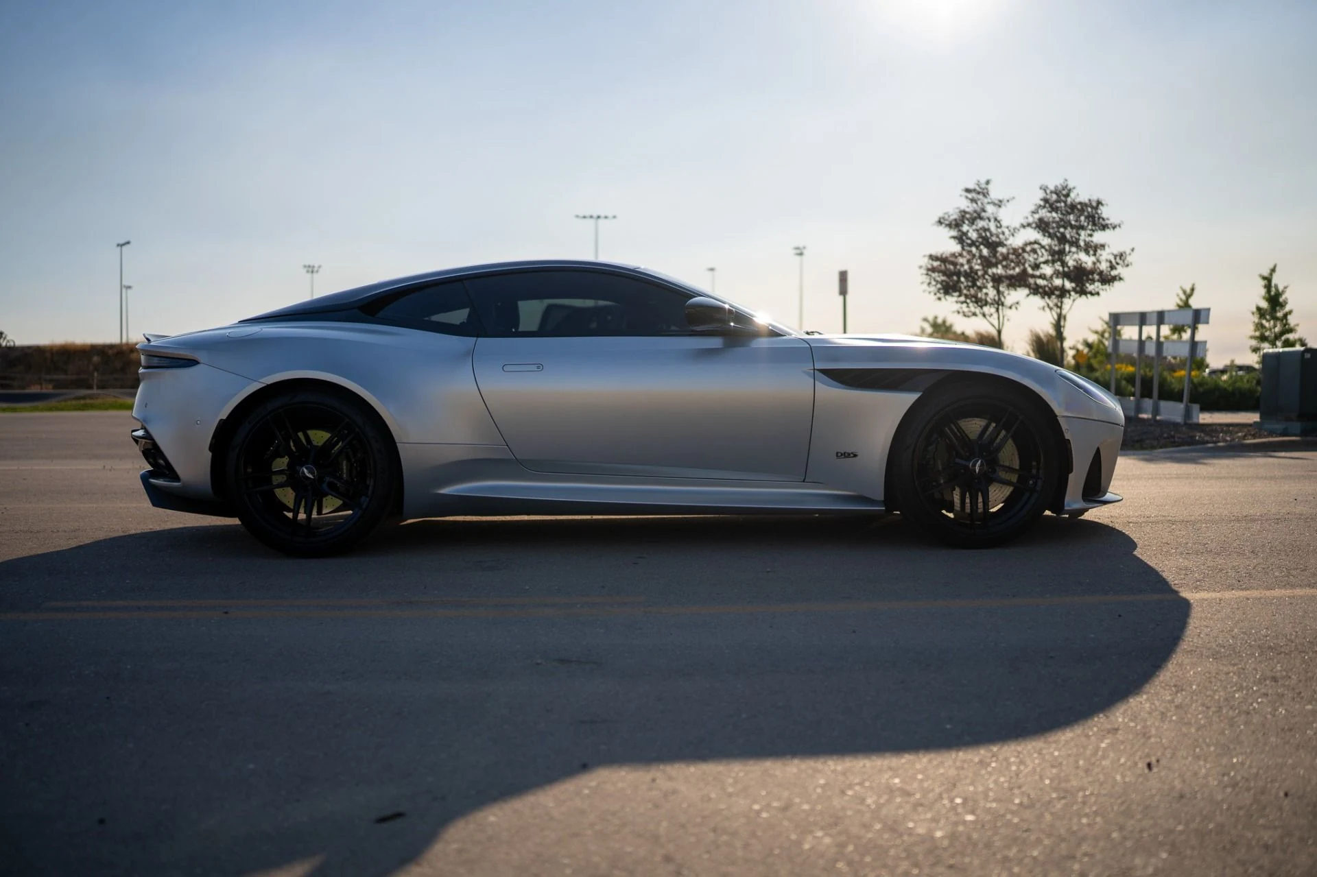 mph003_521226040_Used_2020_Aston_Martin_DBS_Superleggera_1782927184_9e90383412
