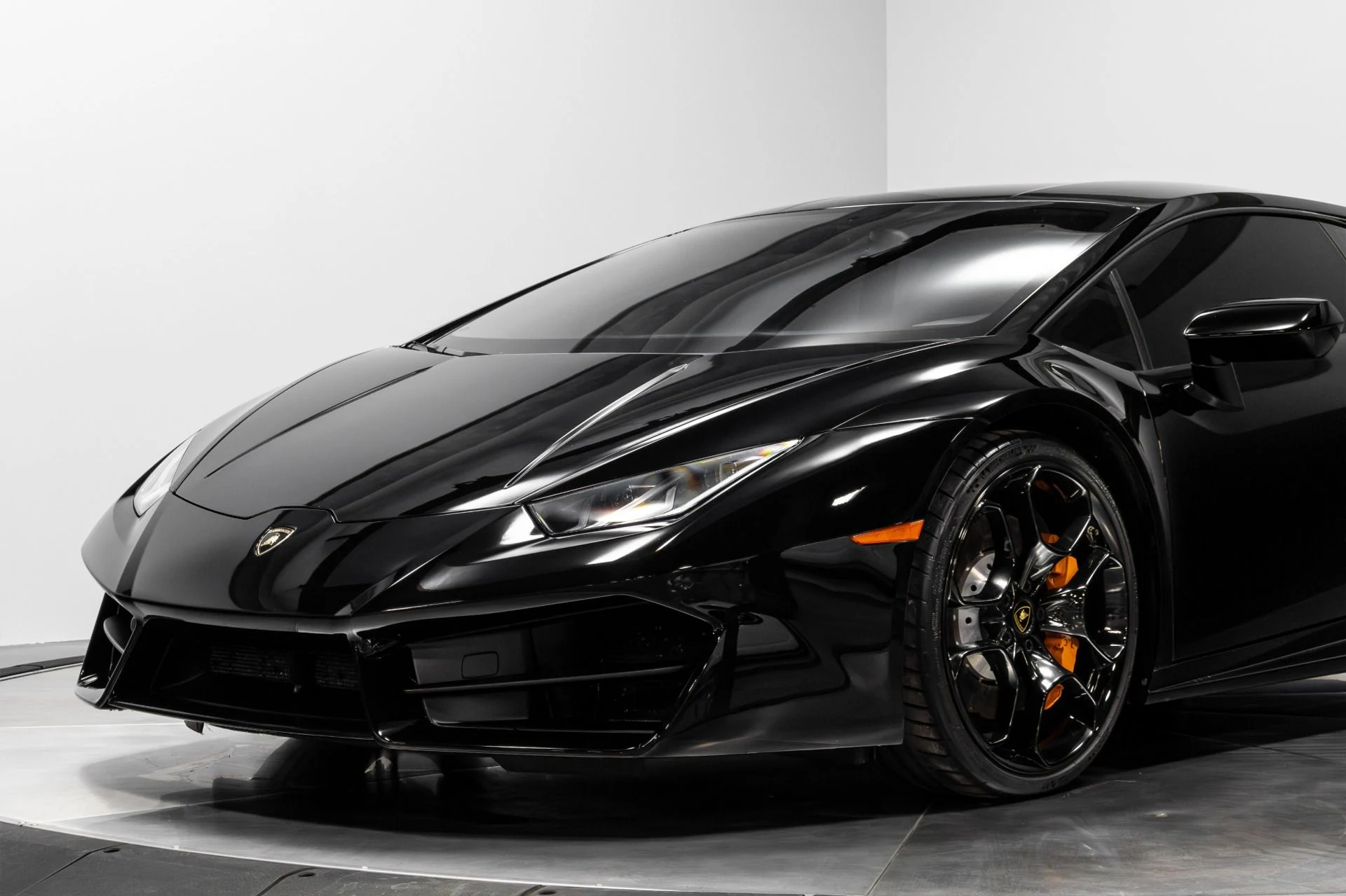 mph003_529420019_Used_2017_Lamborghini_Huracan_LP_580_2_1771545979_41a74ab3fd