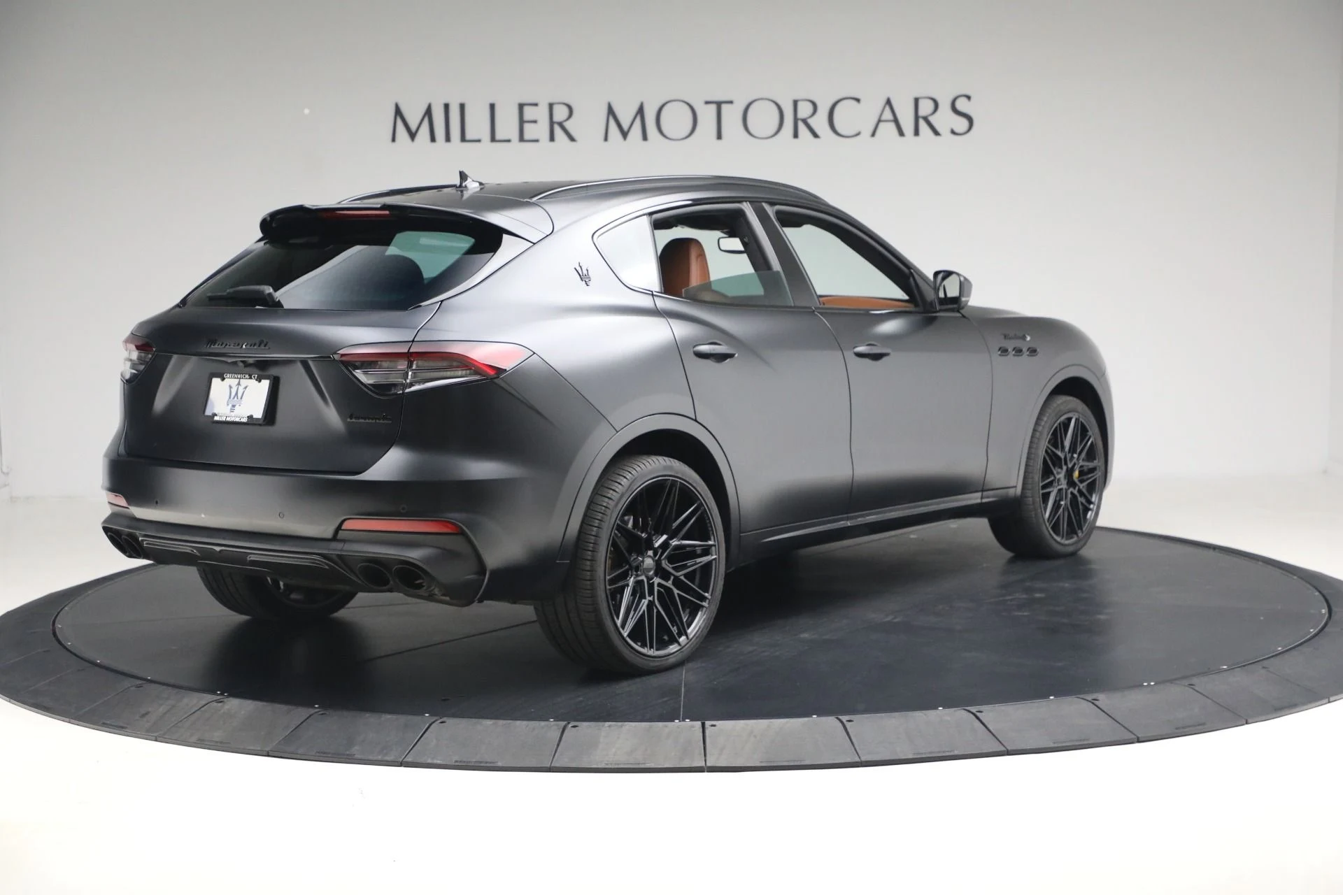 mph003_531365675_Used_2022_Maserati_Levante_Modena_S_1767210395_73fd904759