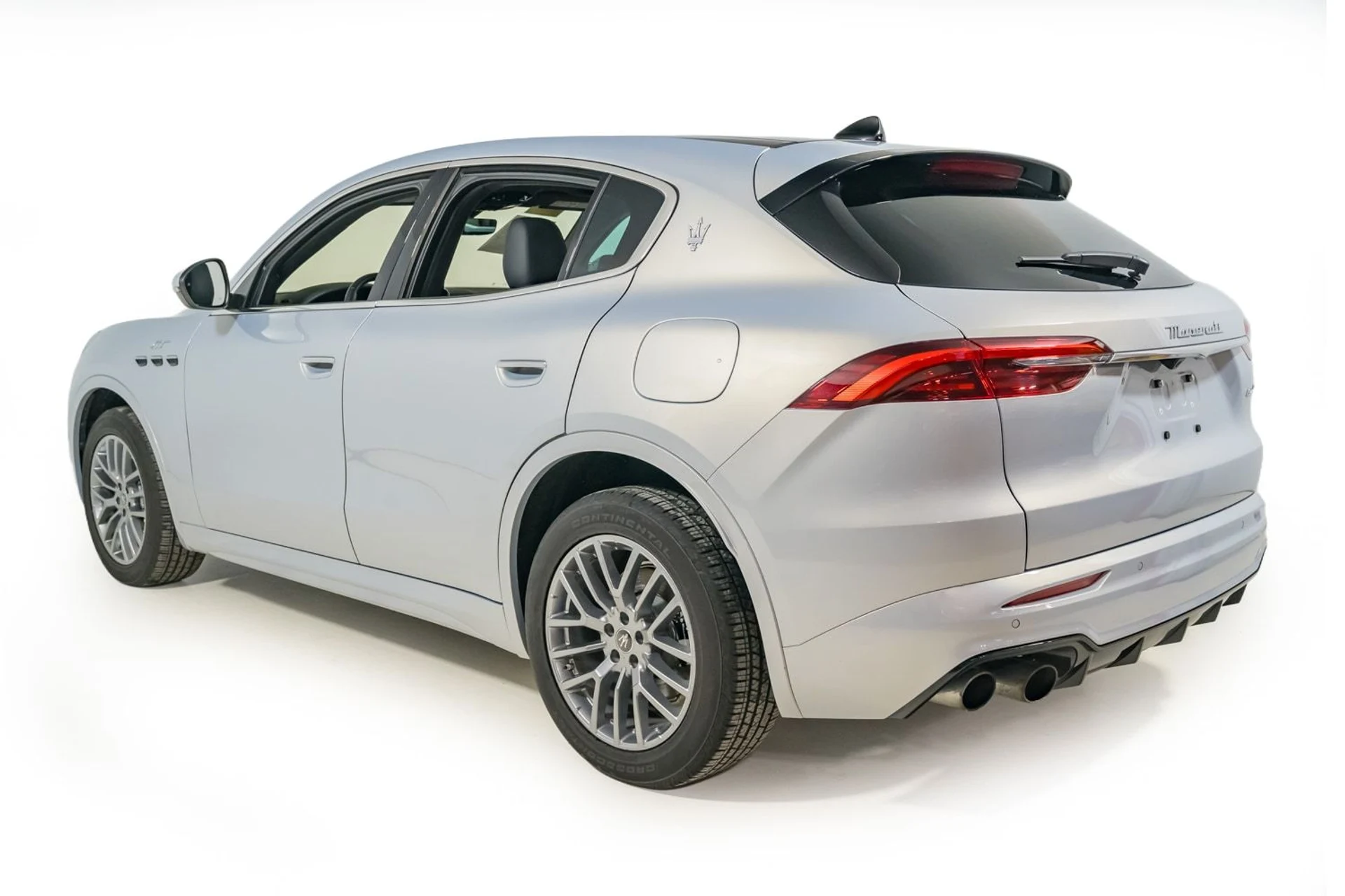 mph003_536105001_fc78d2dc493346d48a3bc7c1146cd3d1_3a31b4142a