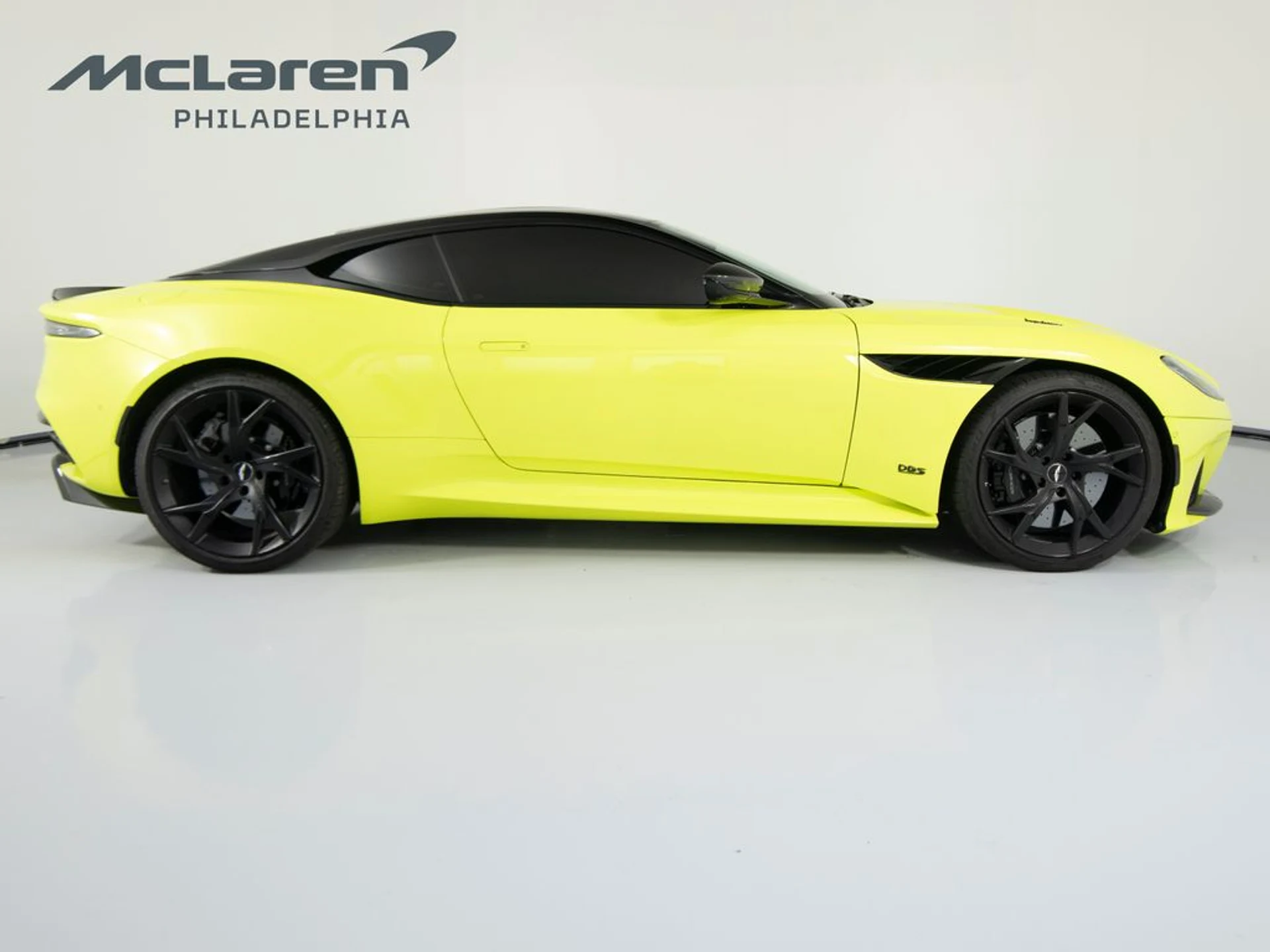 mph003_53732419_9eee3dd20428cdc4697de6fe7c93781ax_5e8c9fb5a2