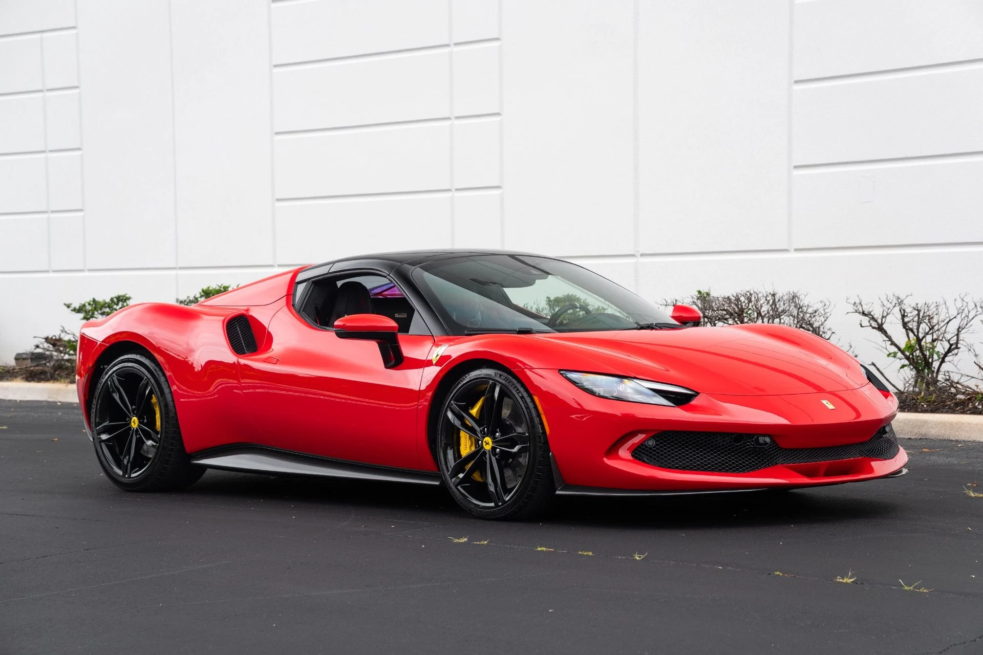 mph003_541219566_Used_2024_Ferrari_296_GTS_1776982815_40dfe45f56