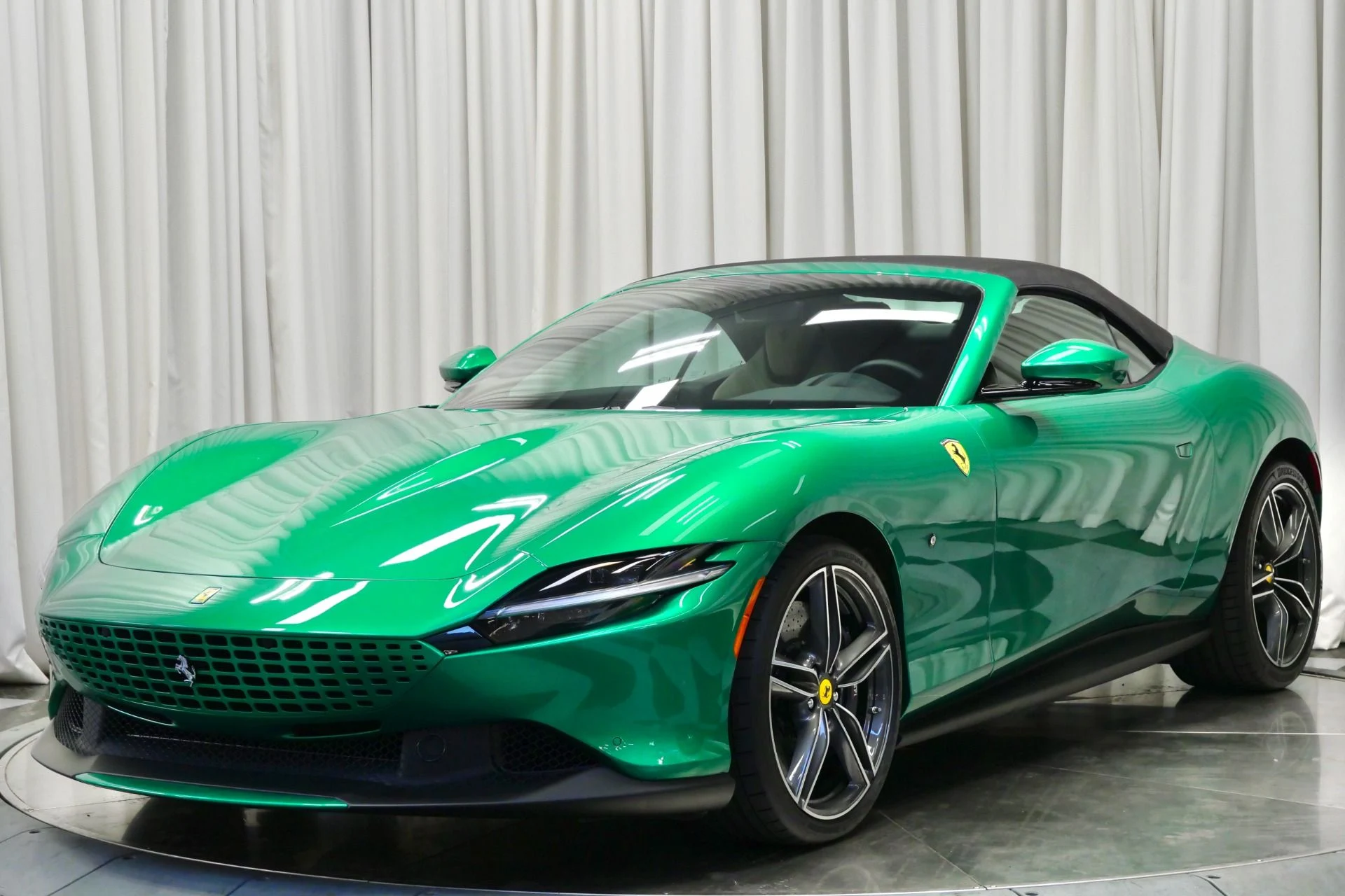 mph003_541421705_Used_2024_Ferrari_Roma_Spider_1760553098_e470282495