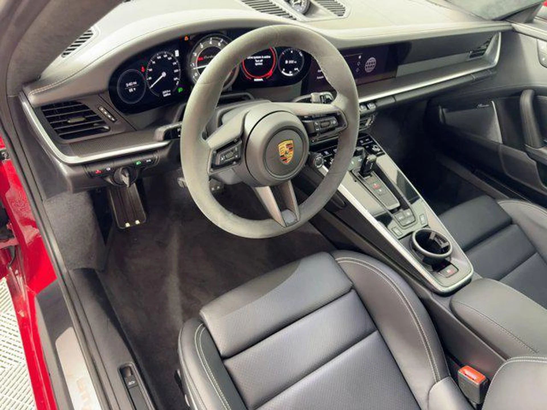 mph003_546013531_a_ZK_Mg_P_Nn_M_7y9g_U1_AT_1x_Krmph_Q_3d08241924