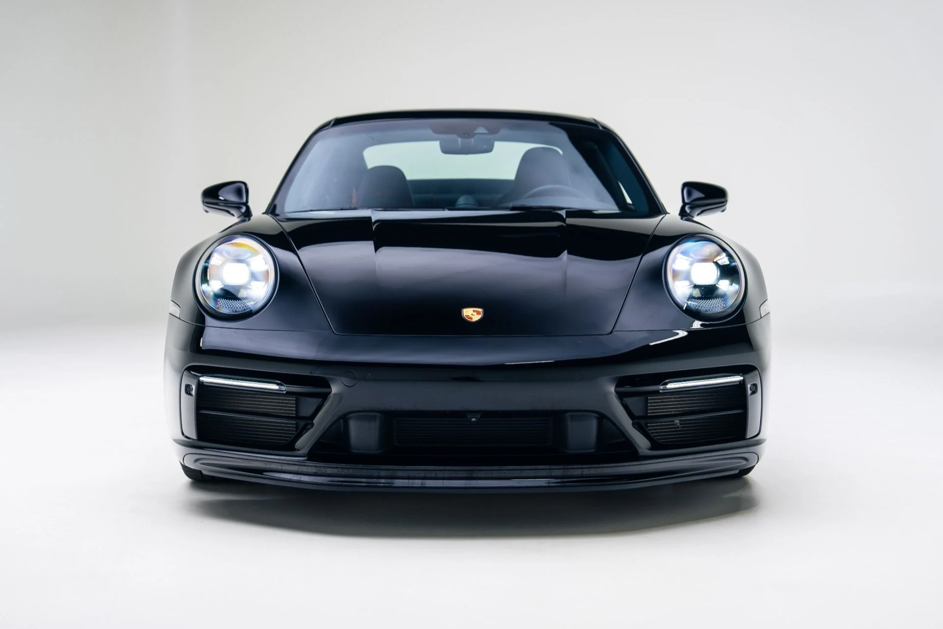 mph003_547119719_Used_2024_Porsche_911_Carrera_GTS_1766089417_9ab416f728