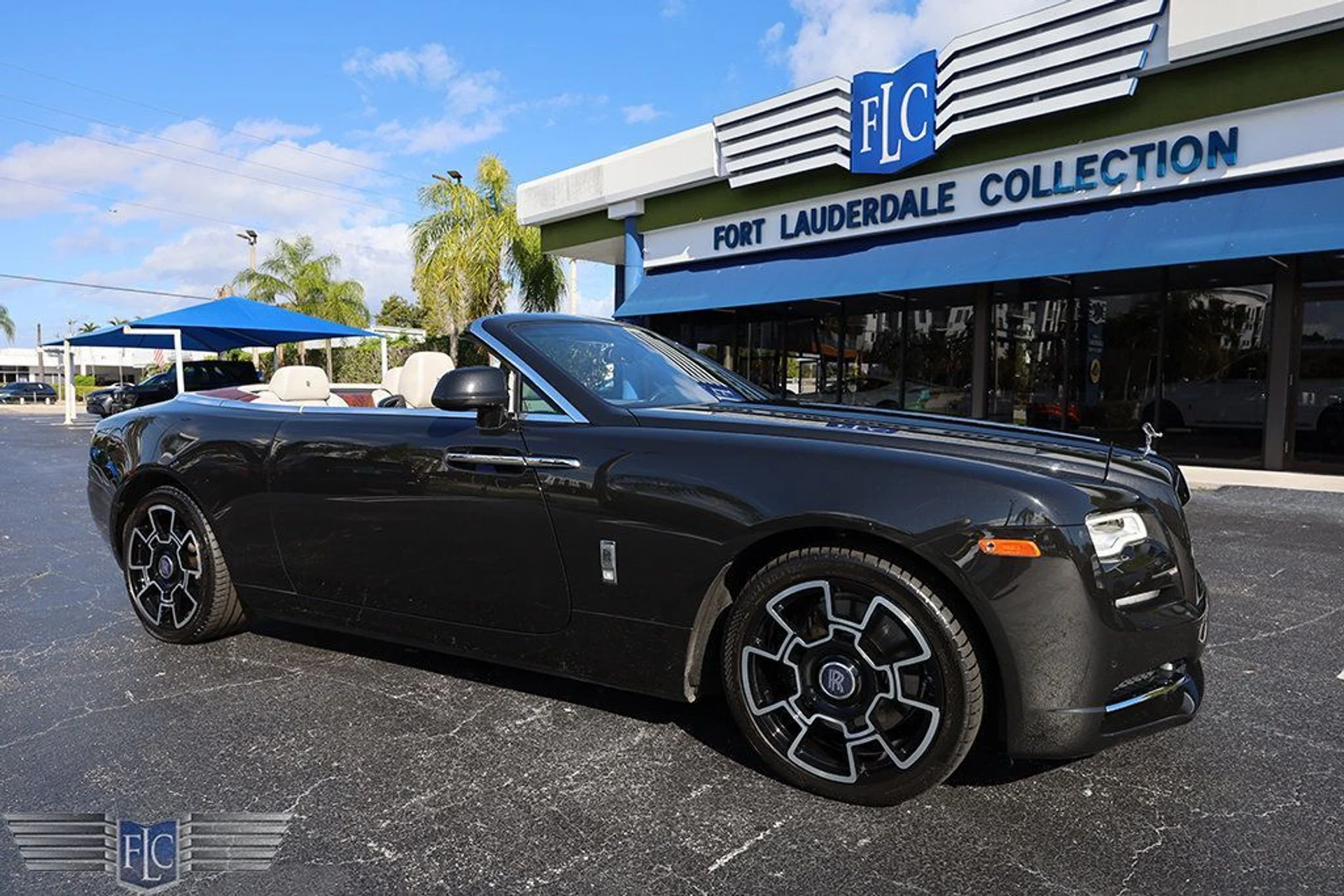 mph003_552840089_used_2017_rolls_royce_dawn_convertible_6305_22967978_4_1024_adeed2a878