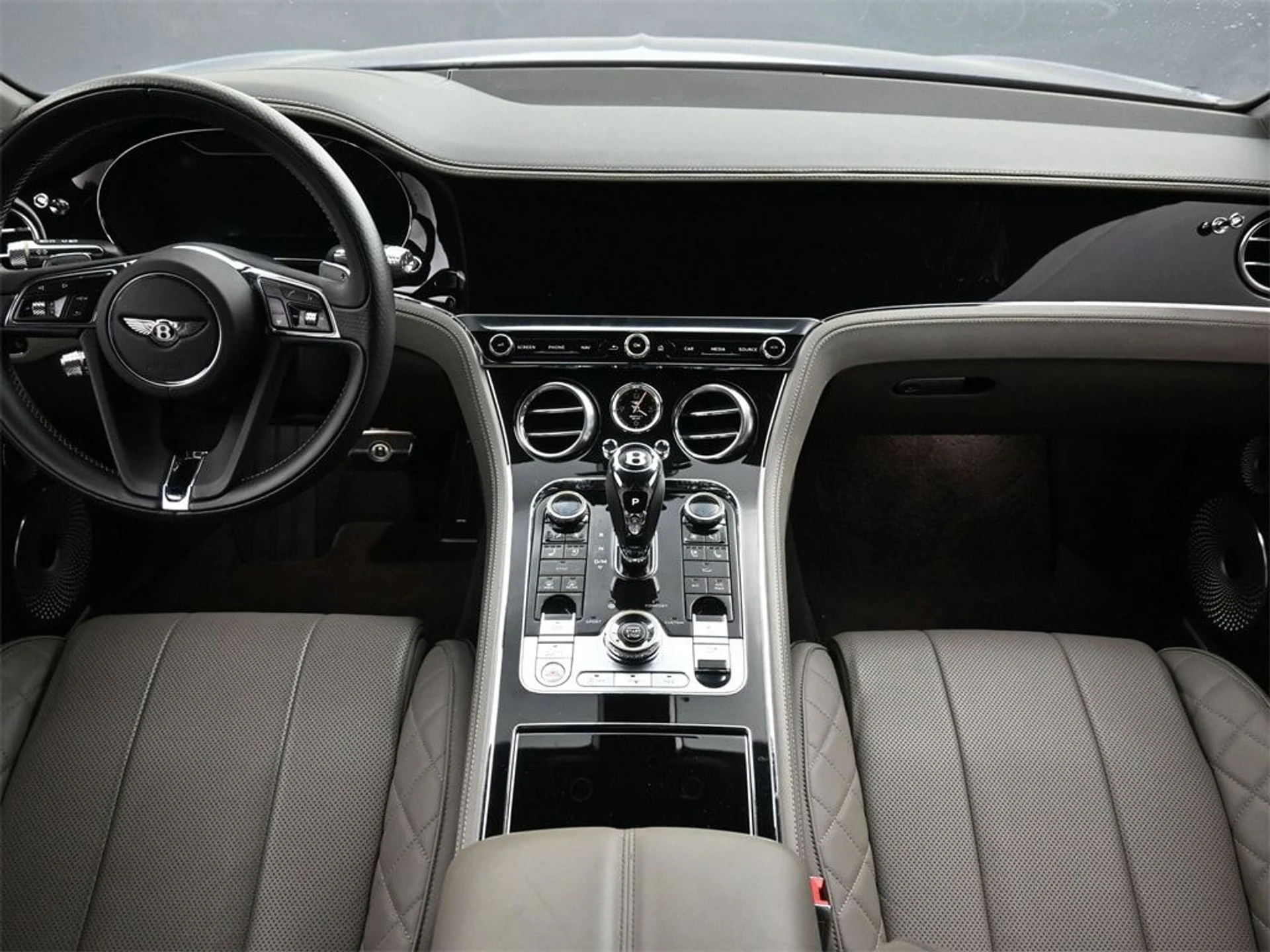 mph003_554922953_90a23a4eeaac307b97e1a37347781514x_1e74de483f