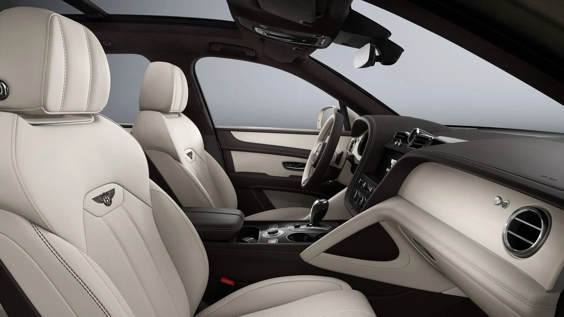 mph003_556669312_New_2027_Bentley_Bentayga_V8_1788542707_2725c60b39