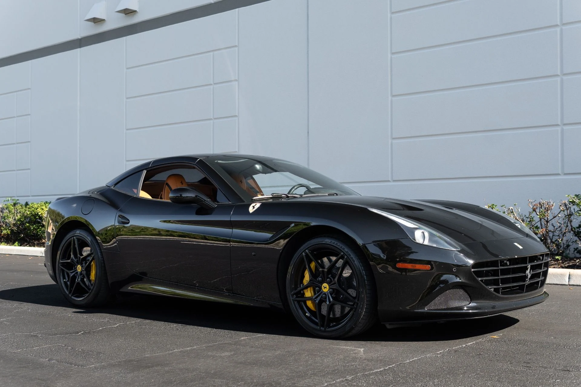 mph003_558111110_Used_2017_Ferrari_California_T_1767065452_ab40f29365
