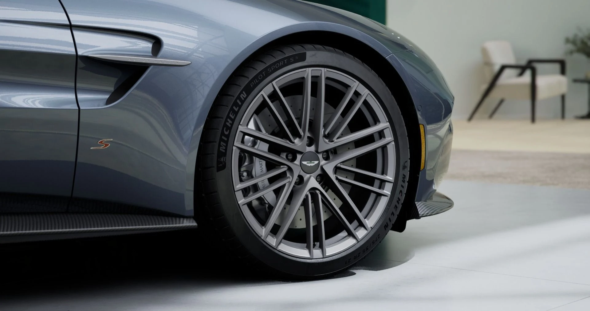 mph003_562196681_New_2026_Aston_Martin_Vantage_S_1787940745_05e30b6271