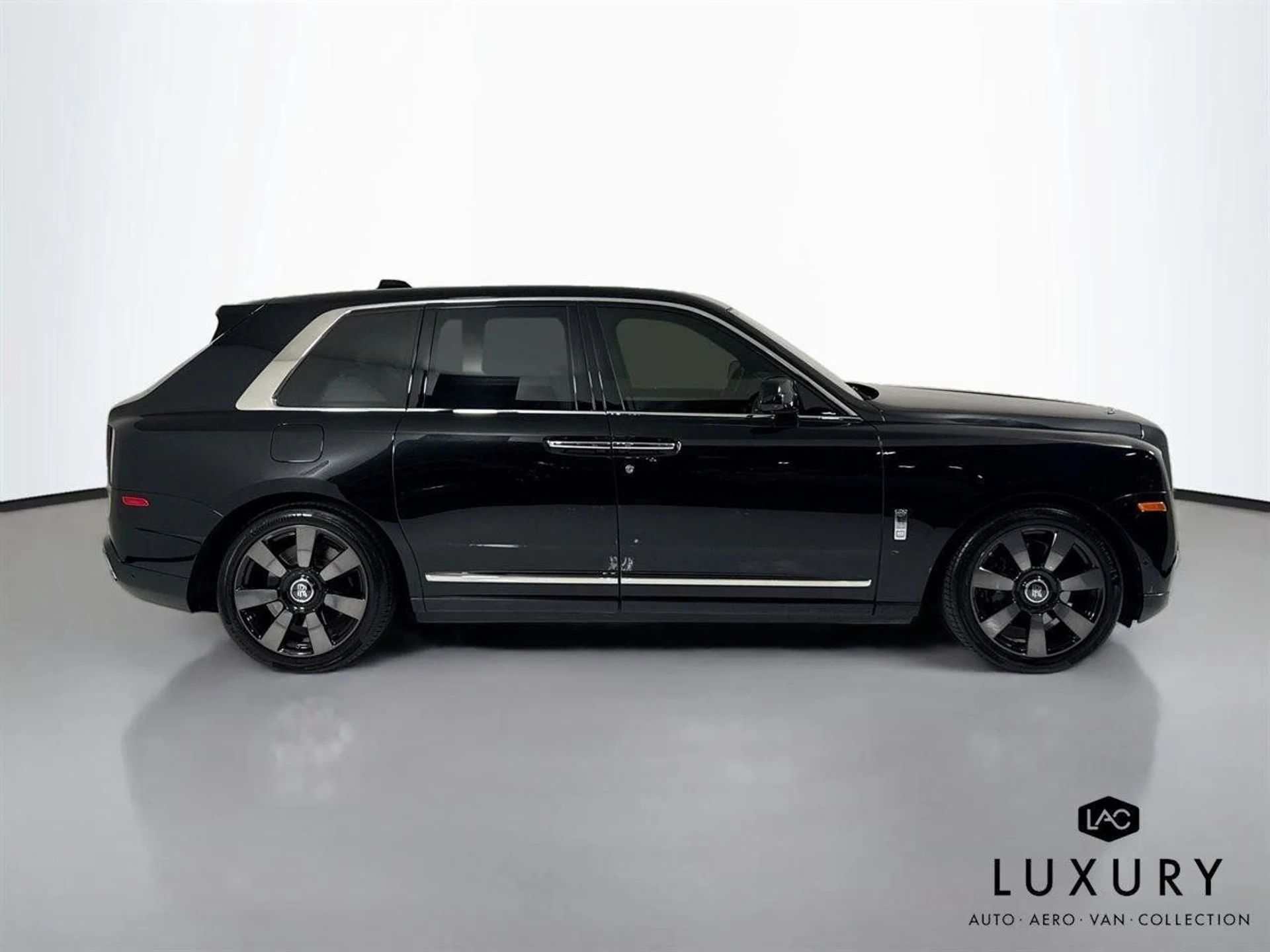 mph003_565761829_de712bc7d31a9d7d9d206f9aa3330ed8_b4424ba897