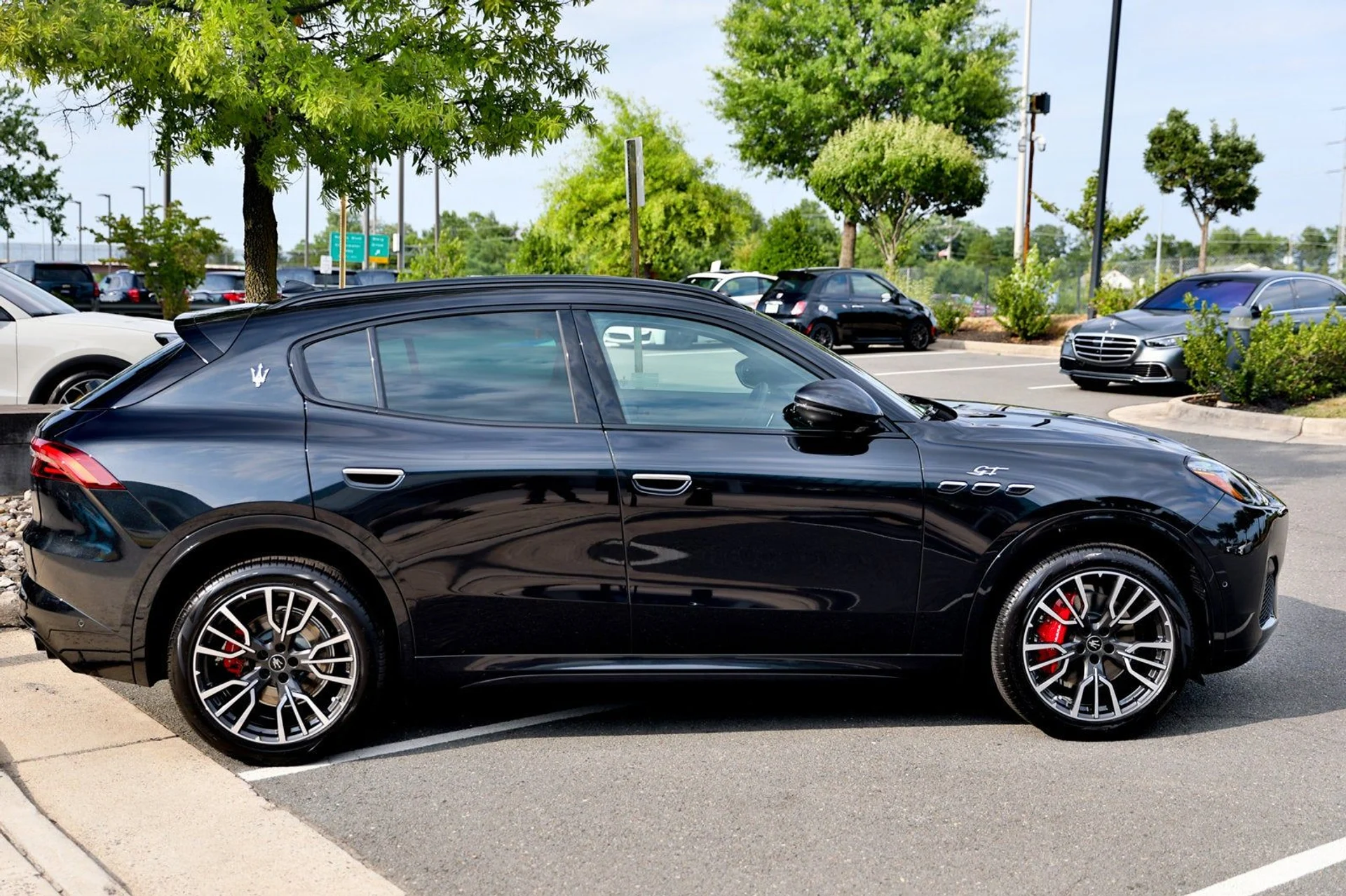 mph003_56804723_d76d9a21507444ce847347dc844c6eb5_184677b26f