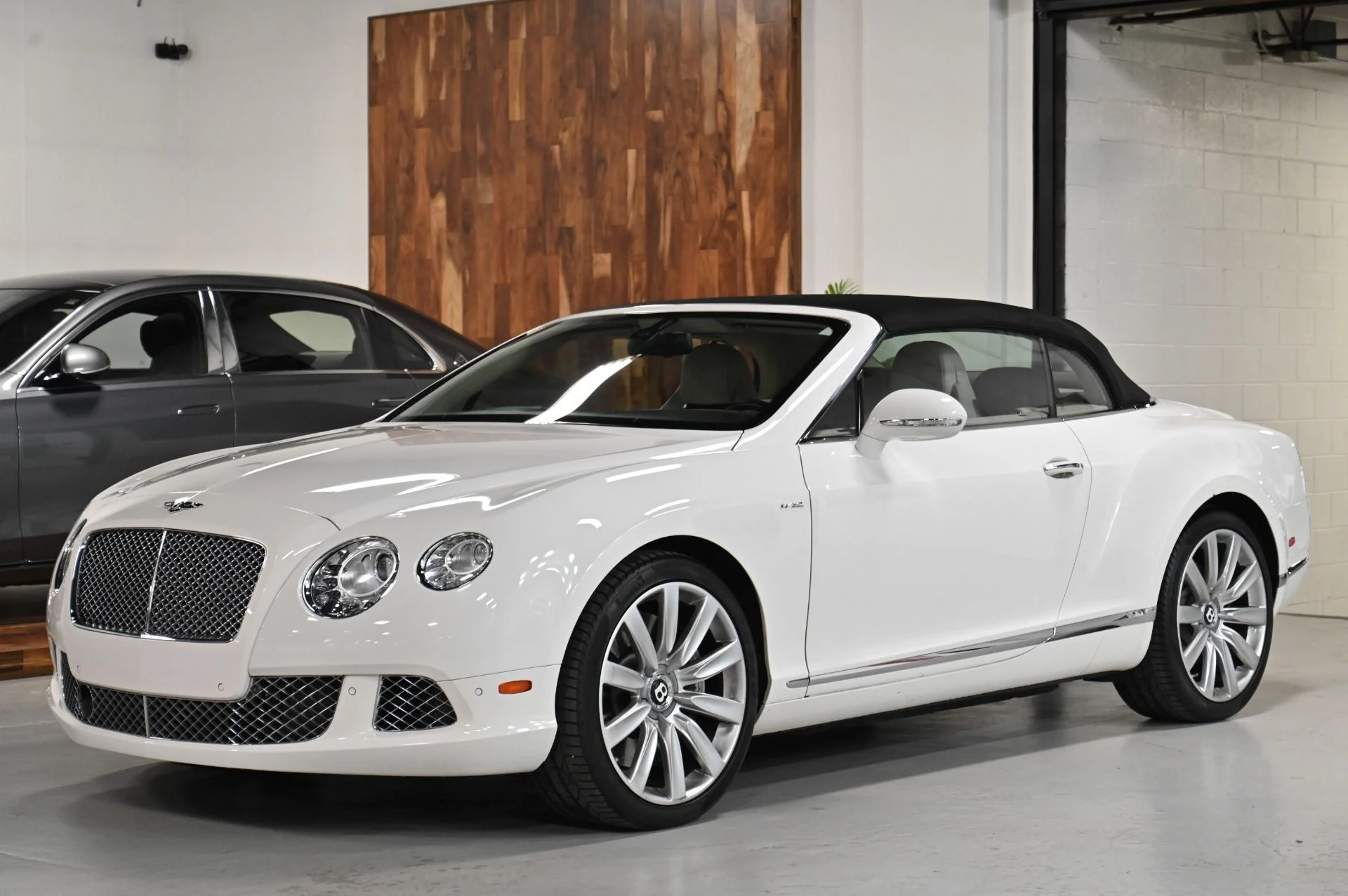 mph003_59220476_Used_2013_Bentley_Continental_GTC_1754410304_195c54b3fa