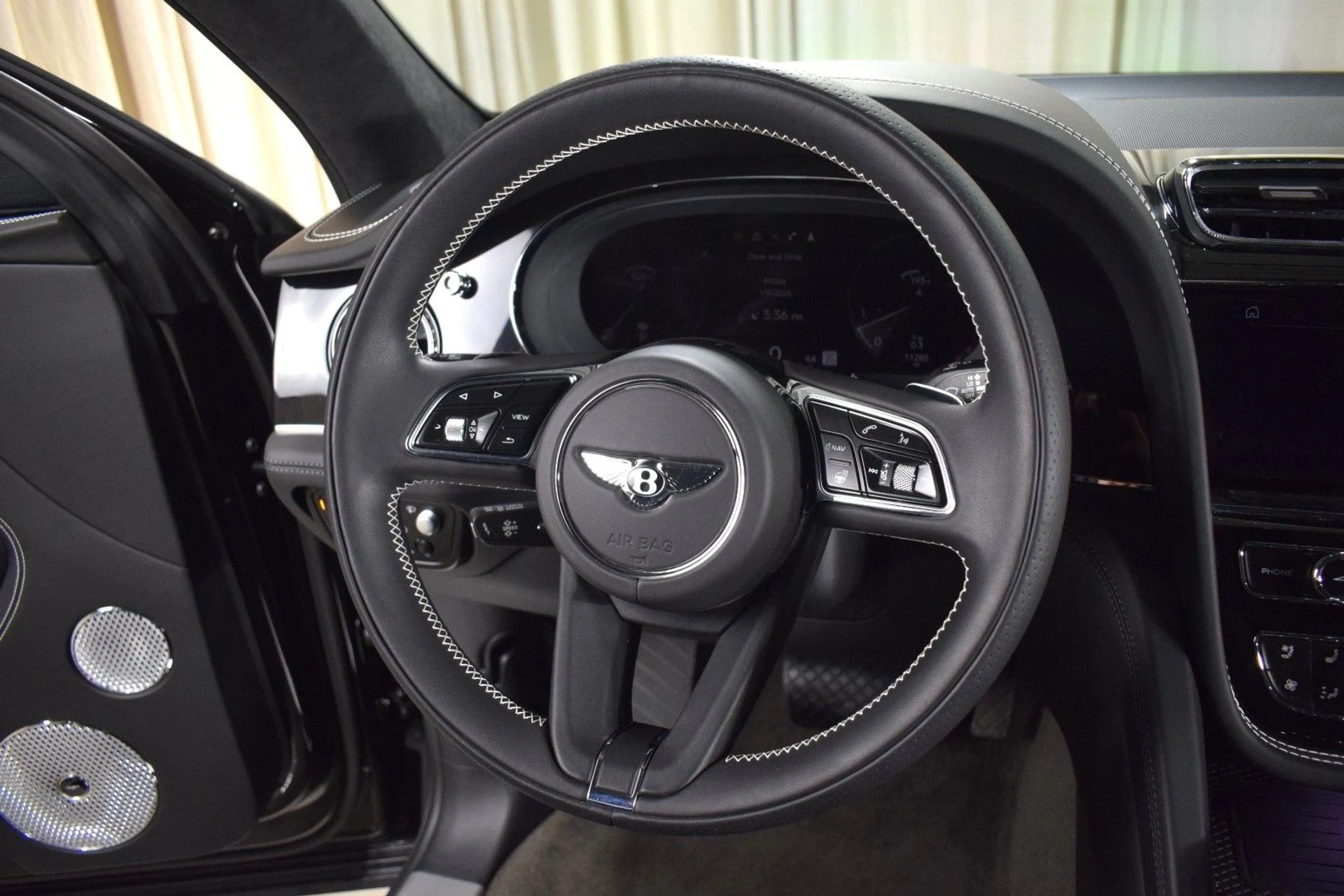 mph003_594581424_a3d88c80c8c7d0925ad532b7871b398fx_ec56139aed