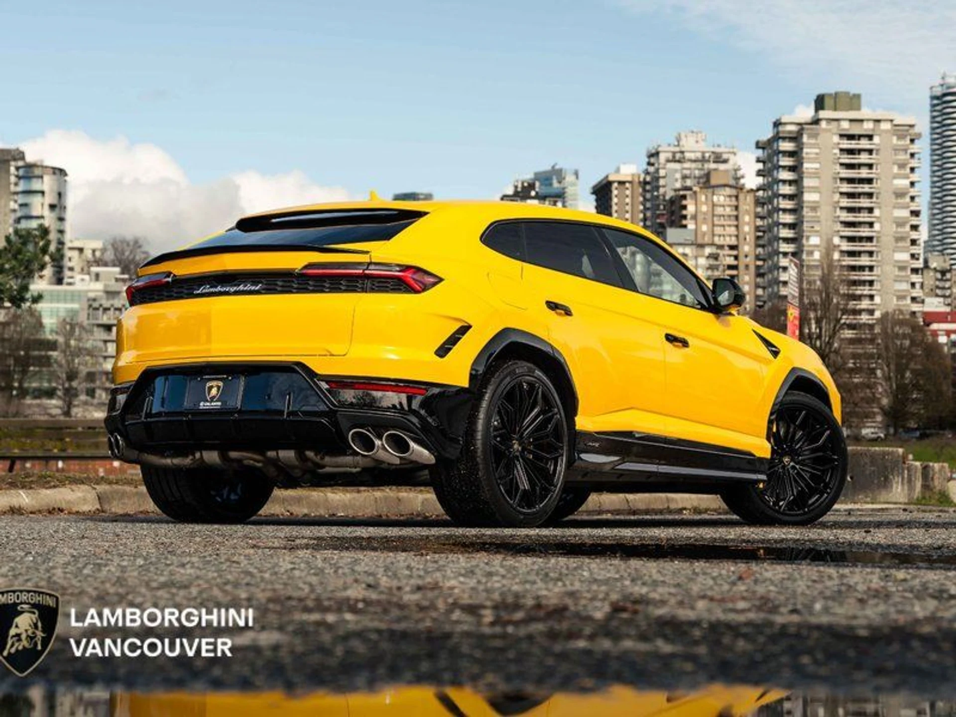 mph003_596872583_38887415_07901_2026_lamborghini_urus_004_2bdce606b3
