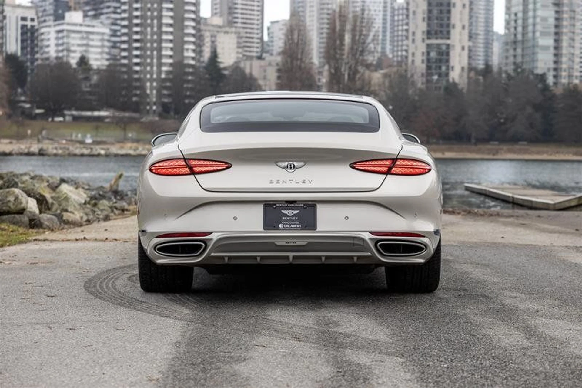 mph003_599810558_37641600_05072_11714614_1577164497_428e652d3c