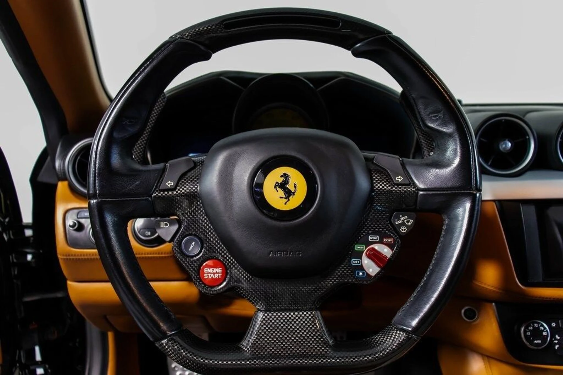 mph003_601876920_2fbce030eb3a81191d8a6911f52c04cbx_c7896e4246