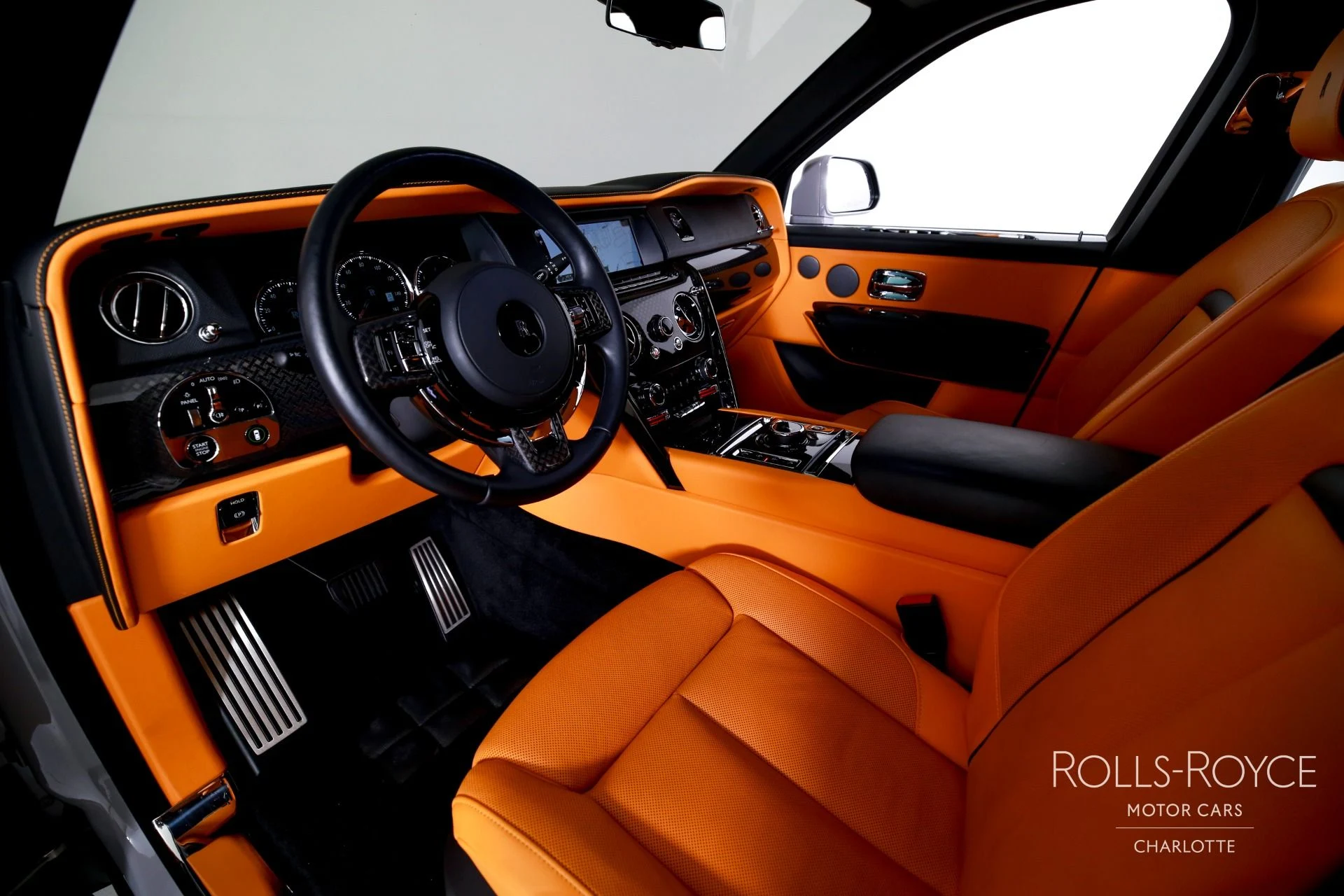 mph003_602885416_Used_2024_Rolls_Royce_Black_Badge_Cullinan_1765396256_1e26f6b8d0