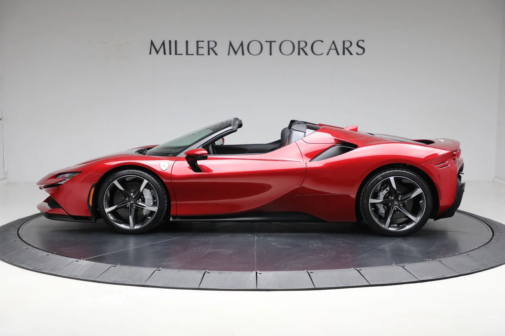 mph003_608614220_Used_2024_Ferrari_SF_90_Spider_1737993518_51971650ad