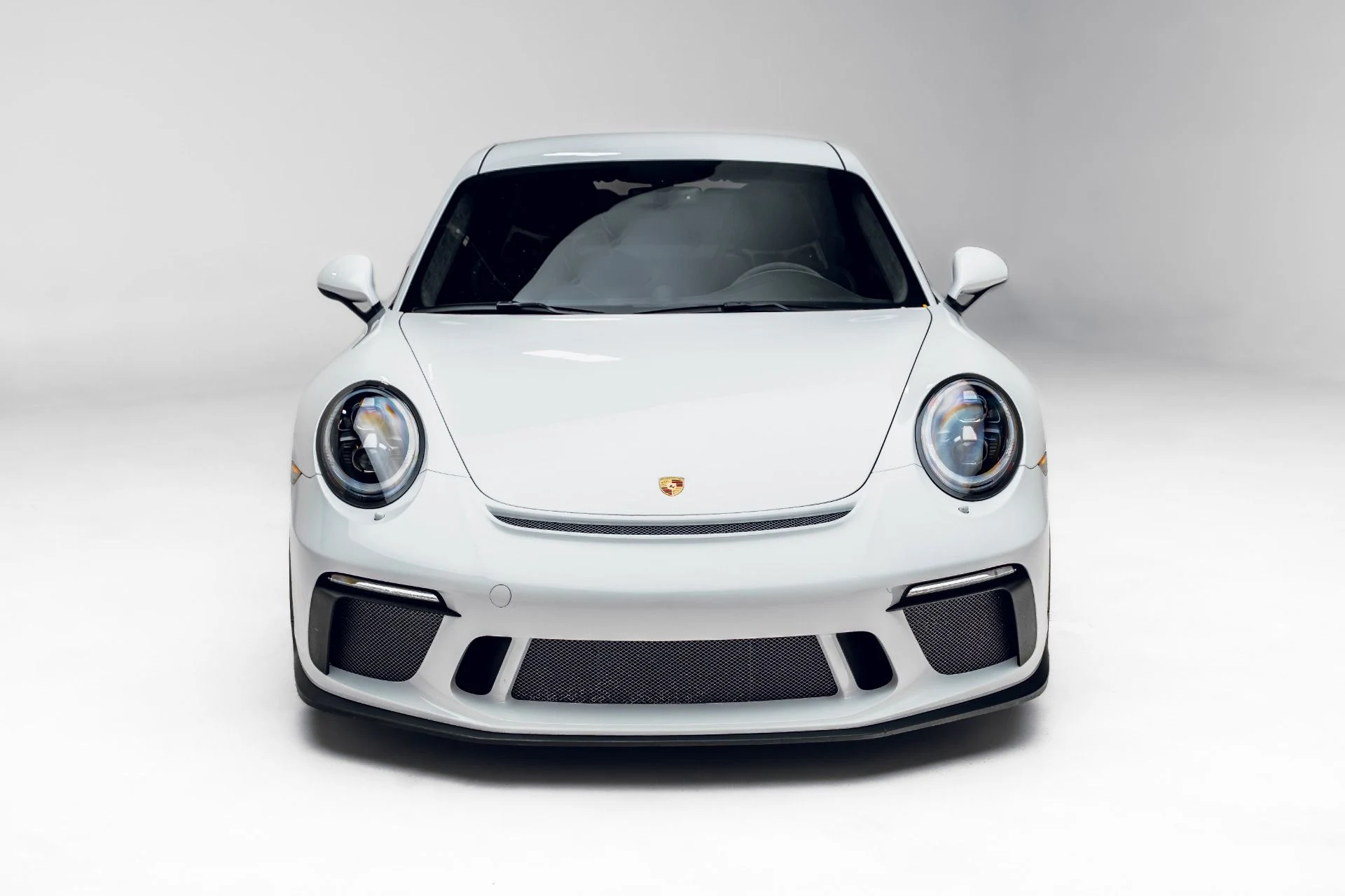 mph003_609911905_Used_2018_Porsche_911_GT_3_1781890383_98ad883468