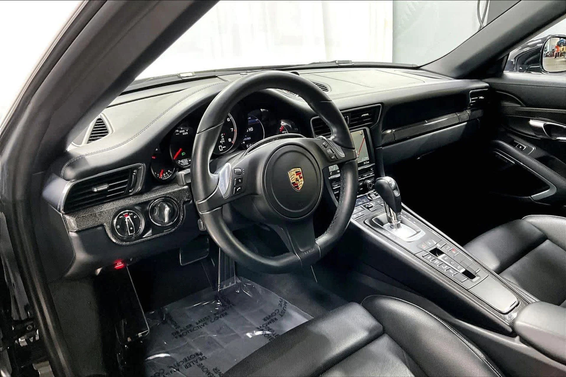 mph003_611289400_9de2abac3dbd18ad876e207f52198c92x_0e5074e315