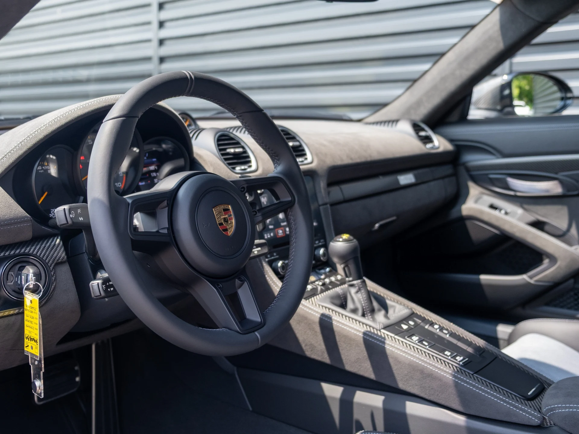 mph003_611461179_4_4f967bc04b