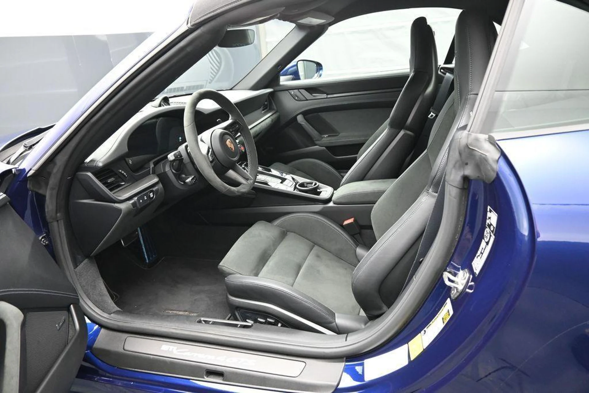 mph003_619843468_VS_2n_Mkhg7_Uhvku_Qo1sla_L_Ni_Dp6w_928140f044