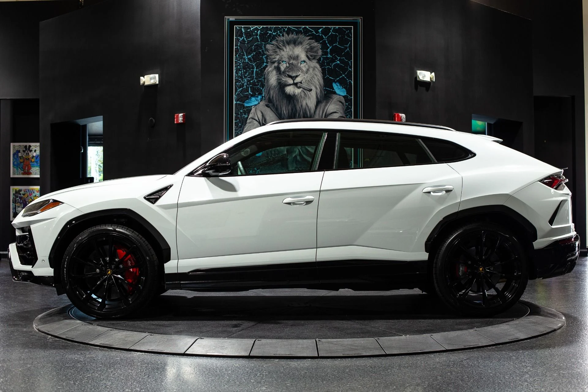 mph003_62031142_Used_2022_Lamborghini_Urus_Factory_Warranty_June_2025_Advanced_3_D_Carbon_Trim_1744660799_7988252699