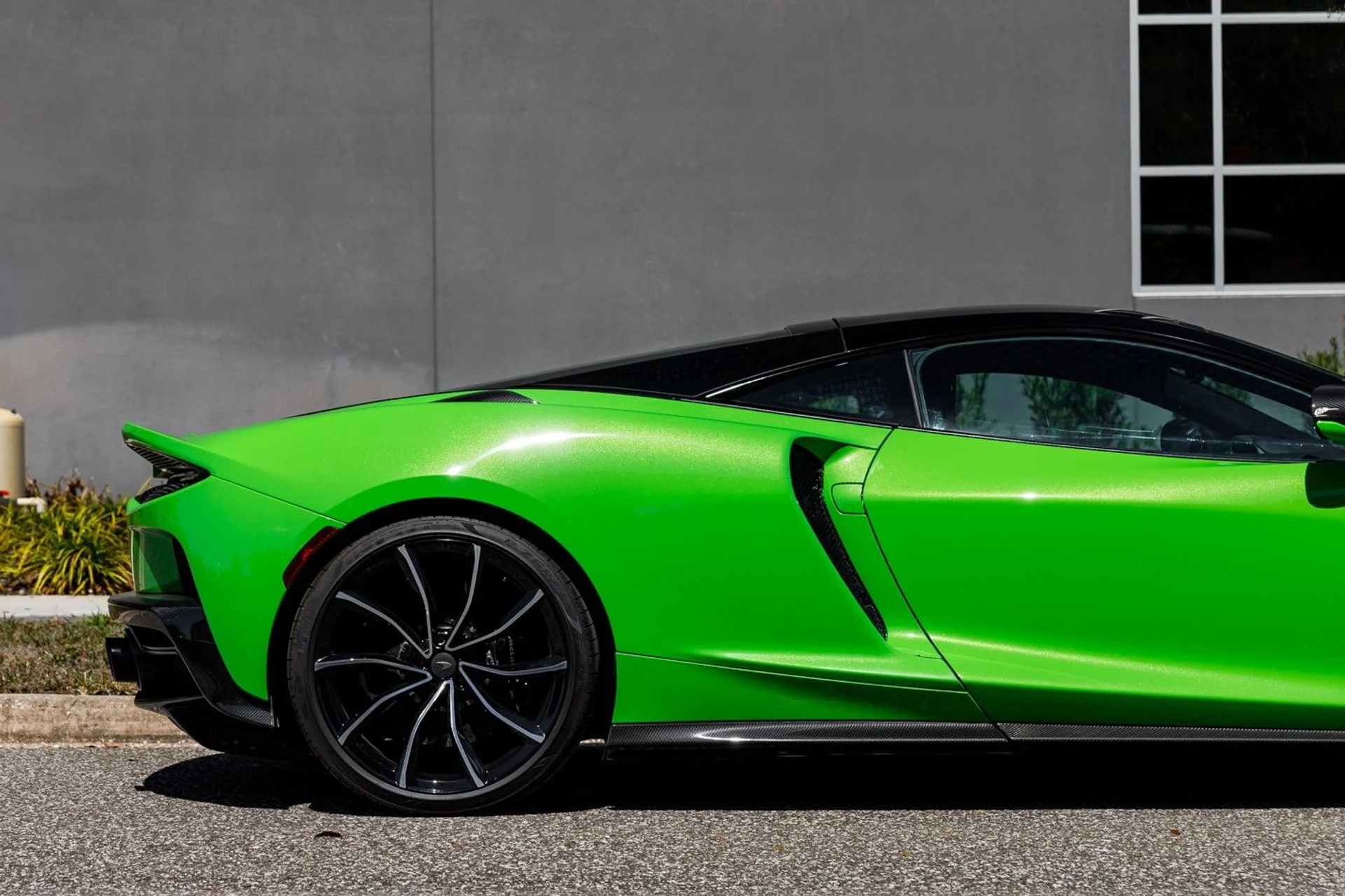 mph003_629979439_466_p4_l_21474109fa