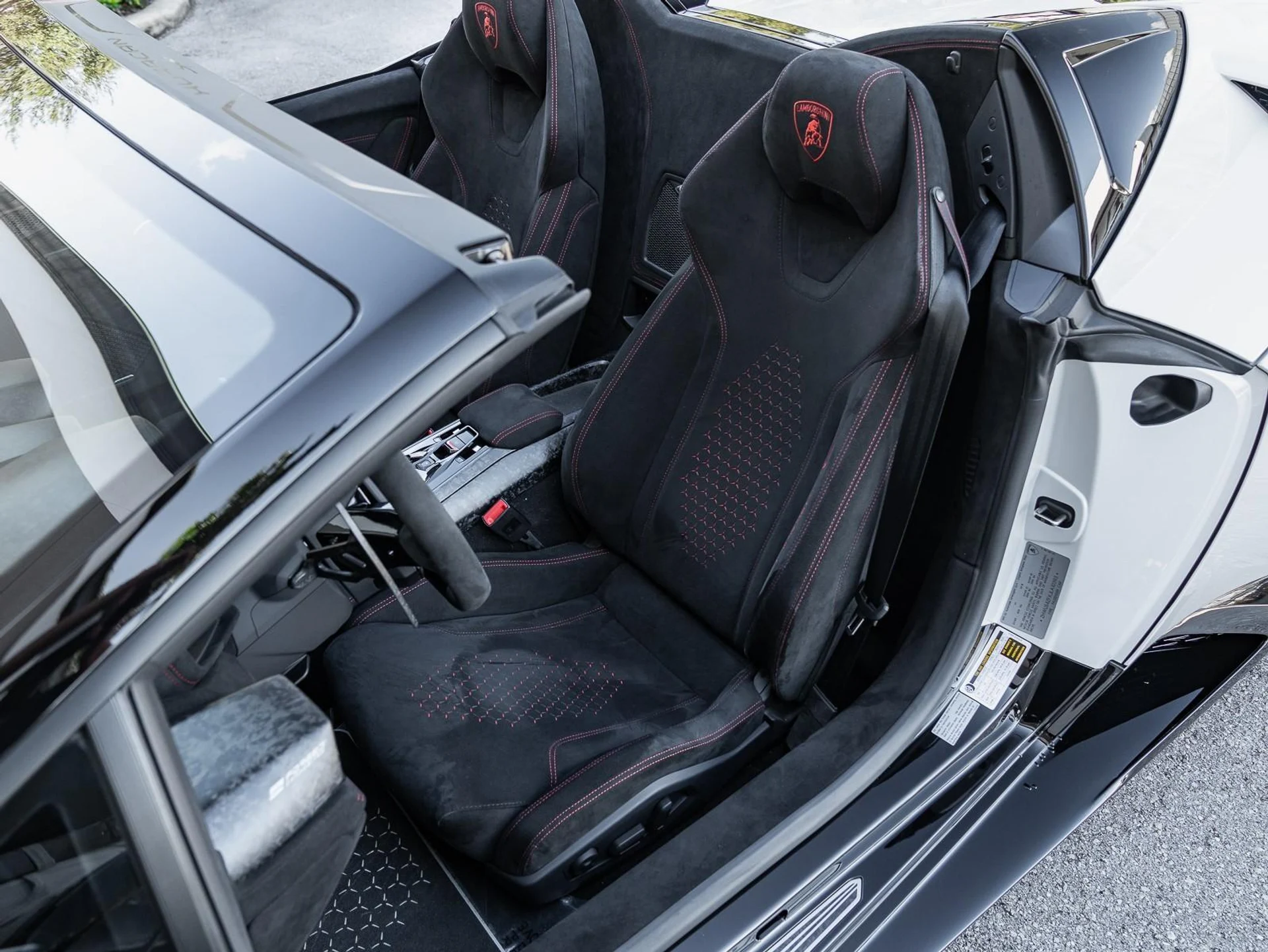 mph003_635246494_Used_2018_Lamborghini_Huracan_Performante_Spyder_1761599115_cdd04e40eb