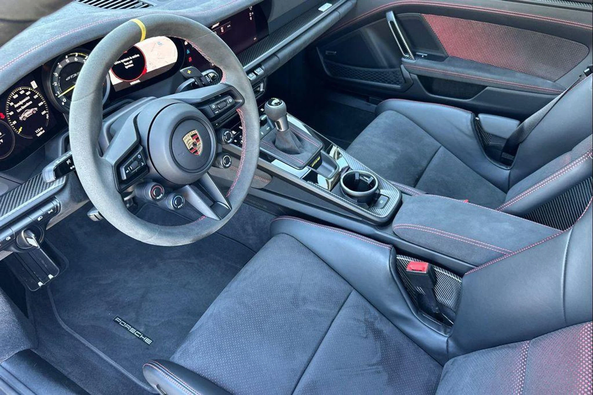 mph003_635623360_Ug8rt_Su6p_J_Rdq9_W_Dol_F_Do_Oa_P_Jw_8154f8c00c