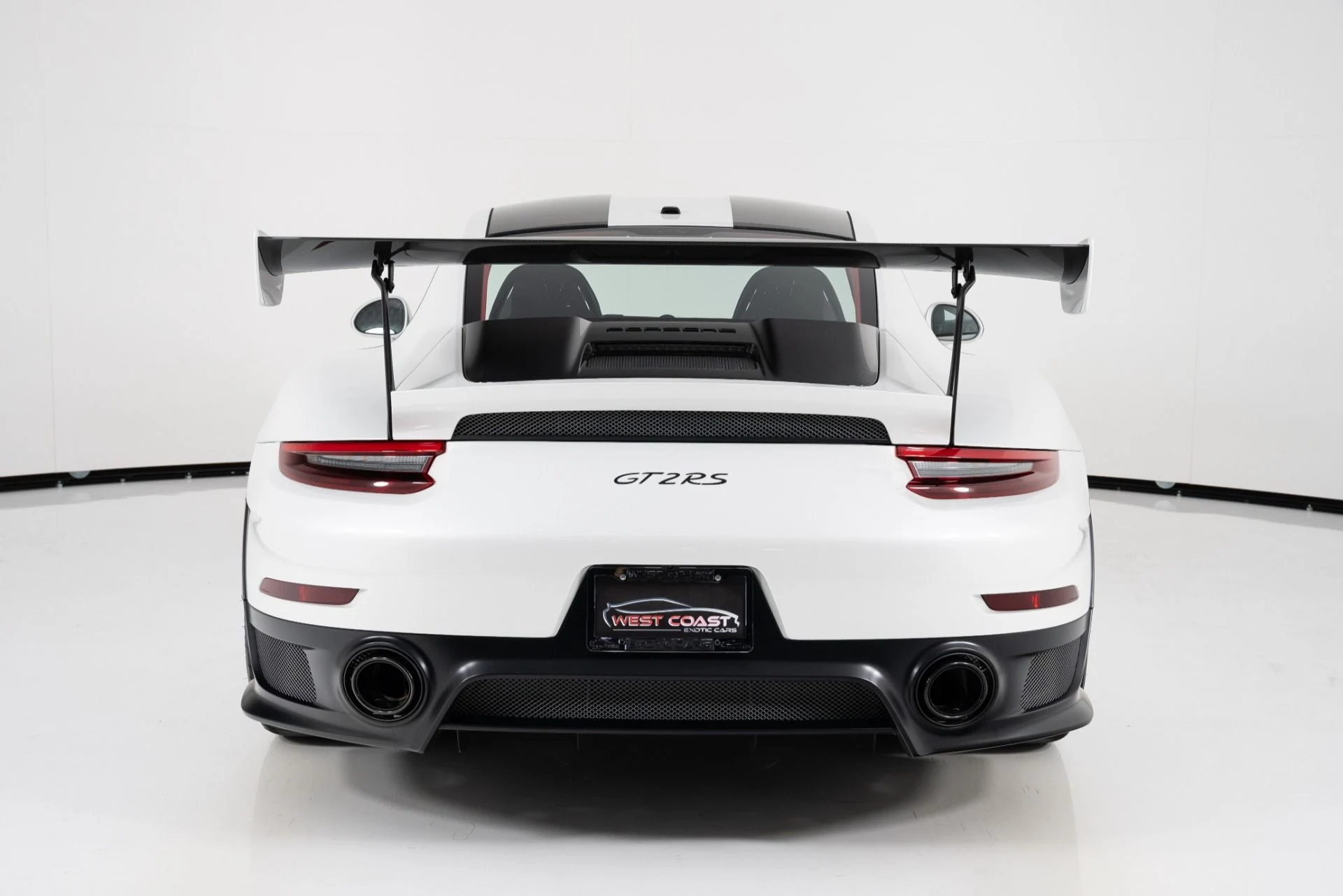 mph003_637819760_Used_2018_Porsche_911_GT_2_RS_1755537999_3f1e8e0bf9