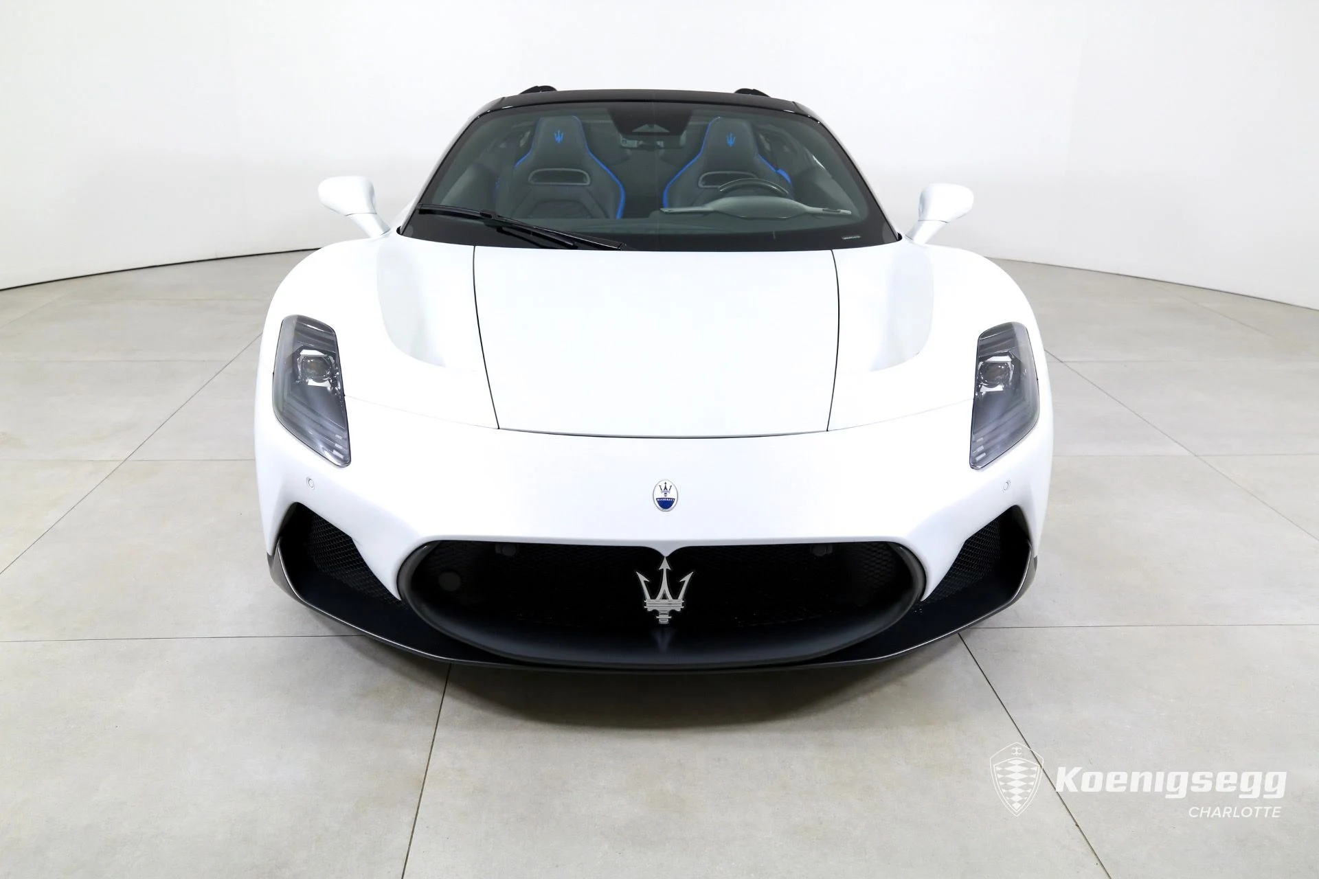 mph003_638995896_Used_2023_Maserati_MC_20_Cielo_1761055156_7652113000