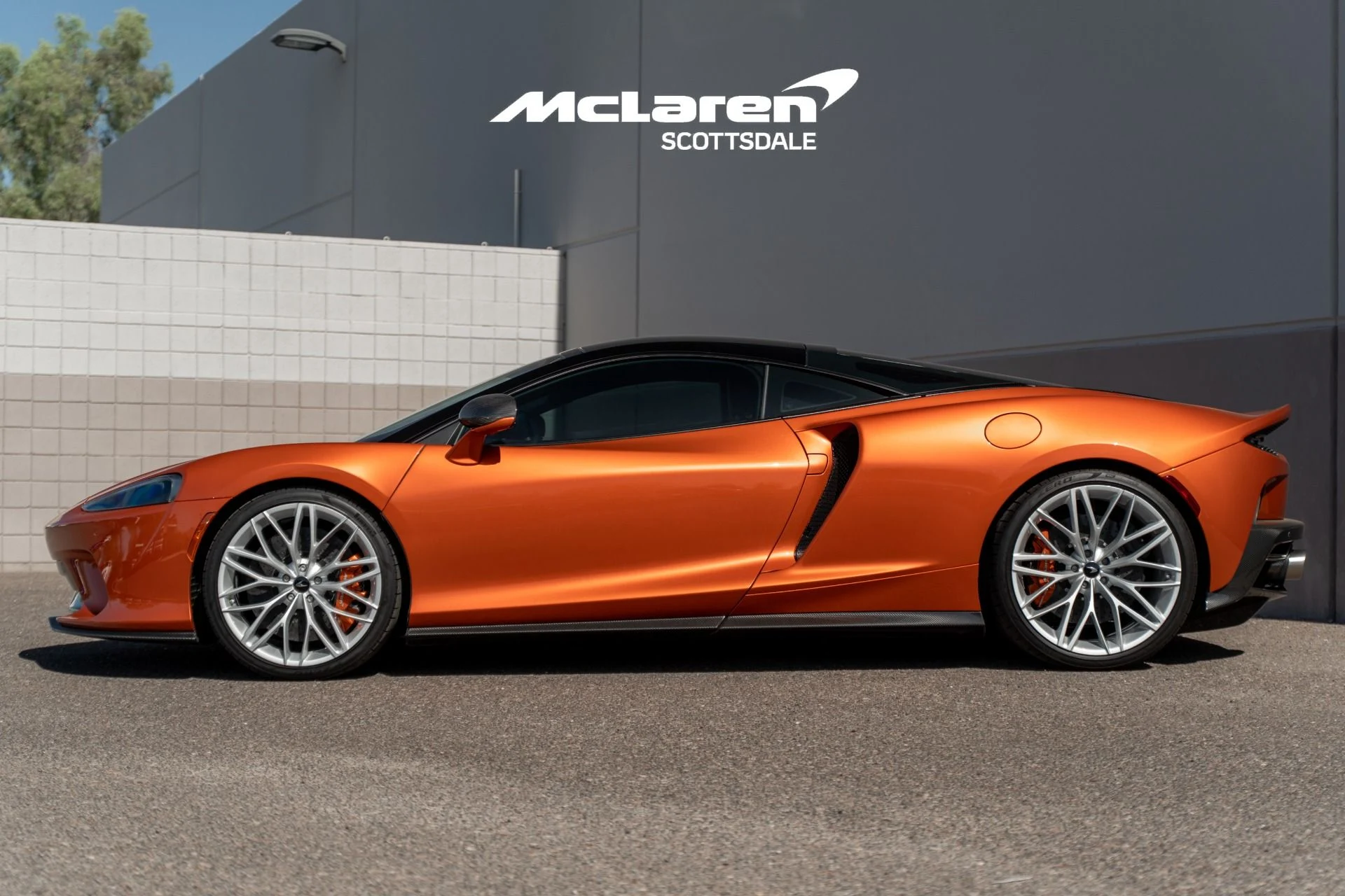 mph003_645360808_Used_2021_MCLAREN_GT_1782158423_baf150647a