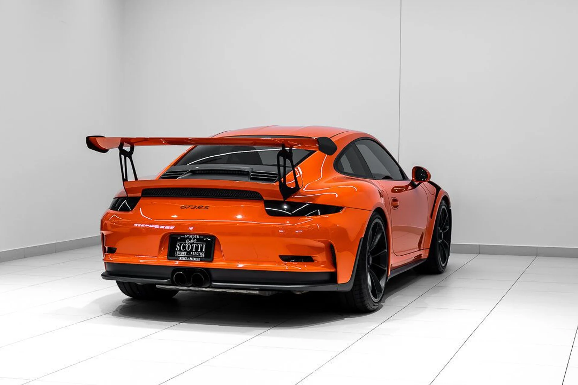 mph003_652774075_porsche_911_2016_jpg_v_1754355020_abdb423c72
