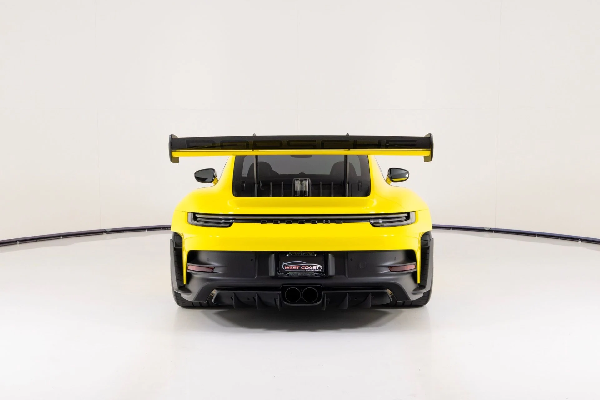 mph003_657986271_Used_2024_Porsche_911_GT_3_RS_1770767524_16a5395bc1