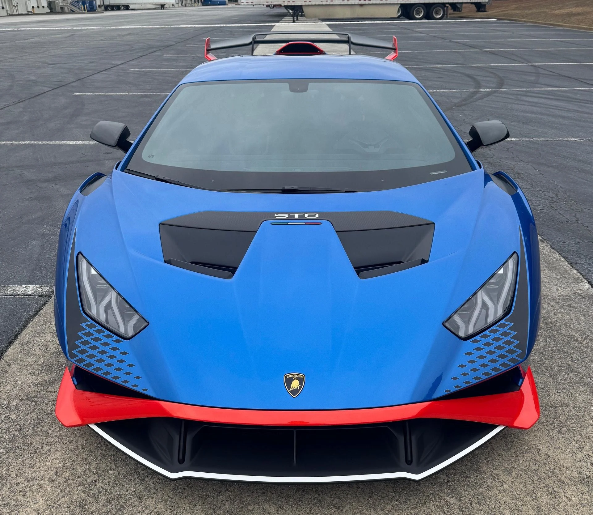 mph003_65884226_Used_2022_Lamborghini_Huracan_STO_1767636428_01029a3c1a