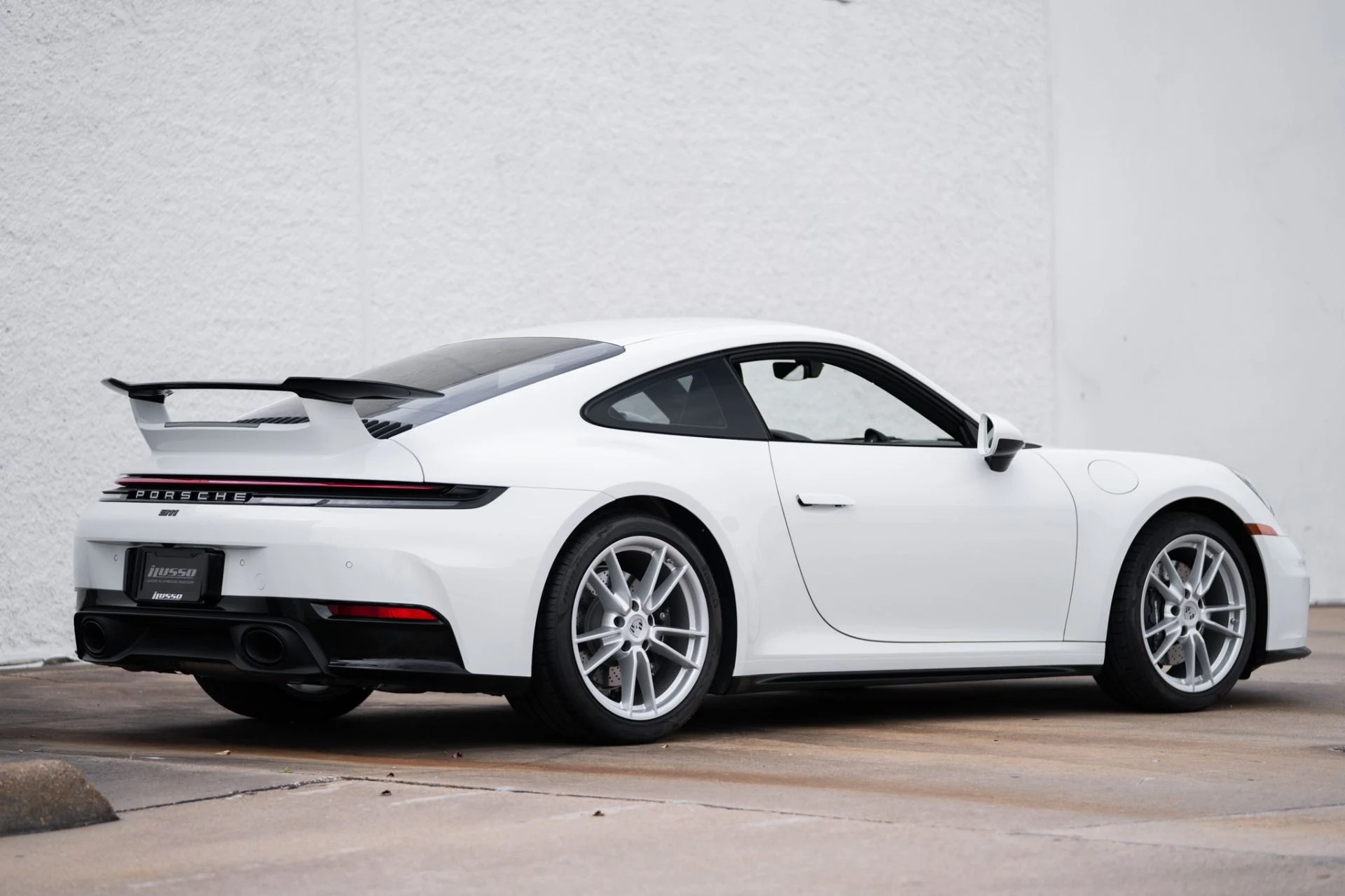 mph003_672534357_Used_2025_Porsche_911_Carrera_1768944020_09956de326