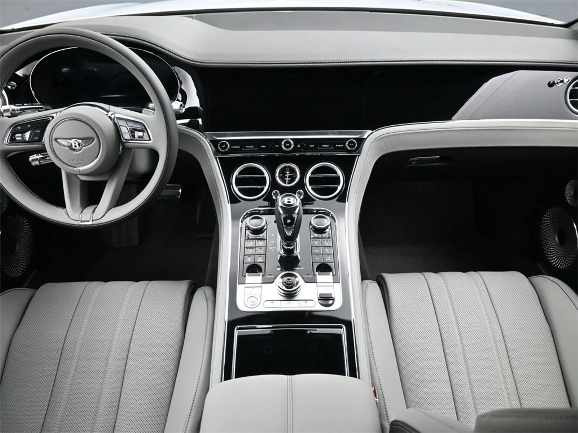 mph003_680888628_225e768bd630b704793b533055017ecbx_9b676704c6