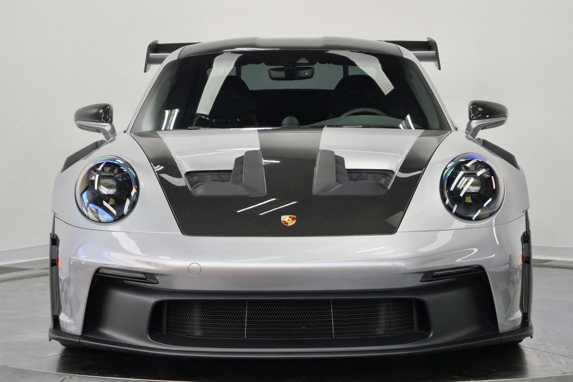 mph003_68944019_Used_2025_Porsche_911_GT_3_RS_Weissach_Package_Carbon_Ceramic_Brakes_Carbon_Fiber_Seats_1778172422_1df34e43b8