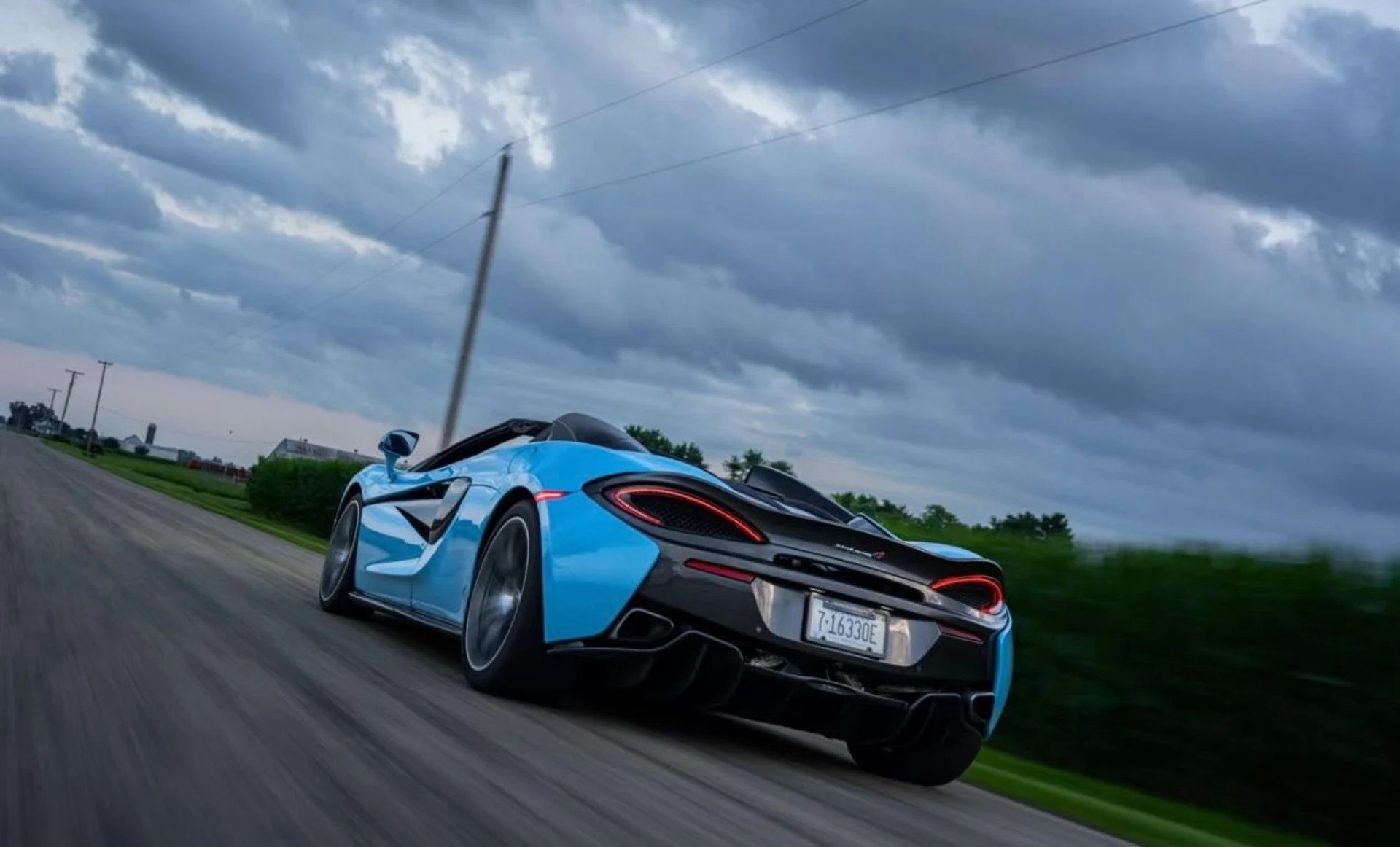 mph003_700826444_Used_2018_Mc_Laren_570_S_Spider_1748874883_14dccc525a
