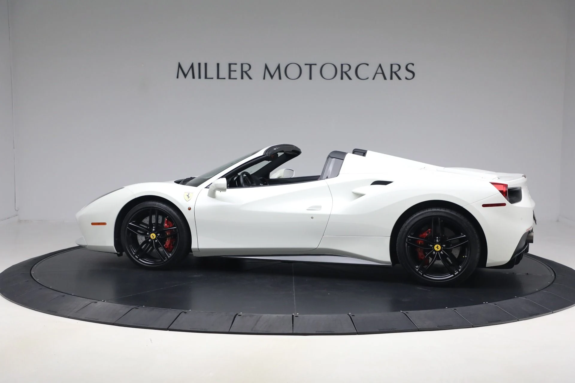 mph003_723470279_Used_2016_Ferrari_488_Spider_1789756866_44e67bc30a