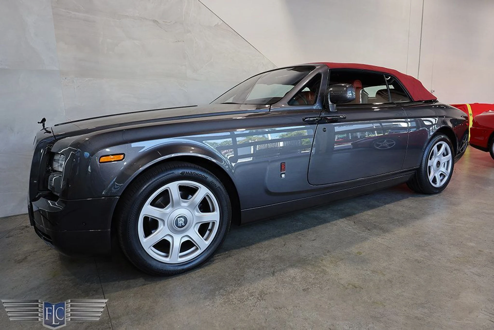 mph003_723526084_used_2017_rolls_royce_phantom_drophead_coupe_9689_23040582_4_1024_2567286ced