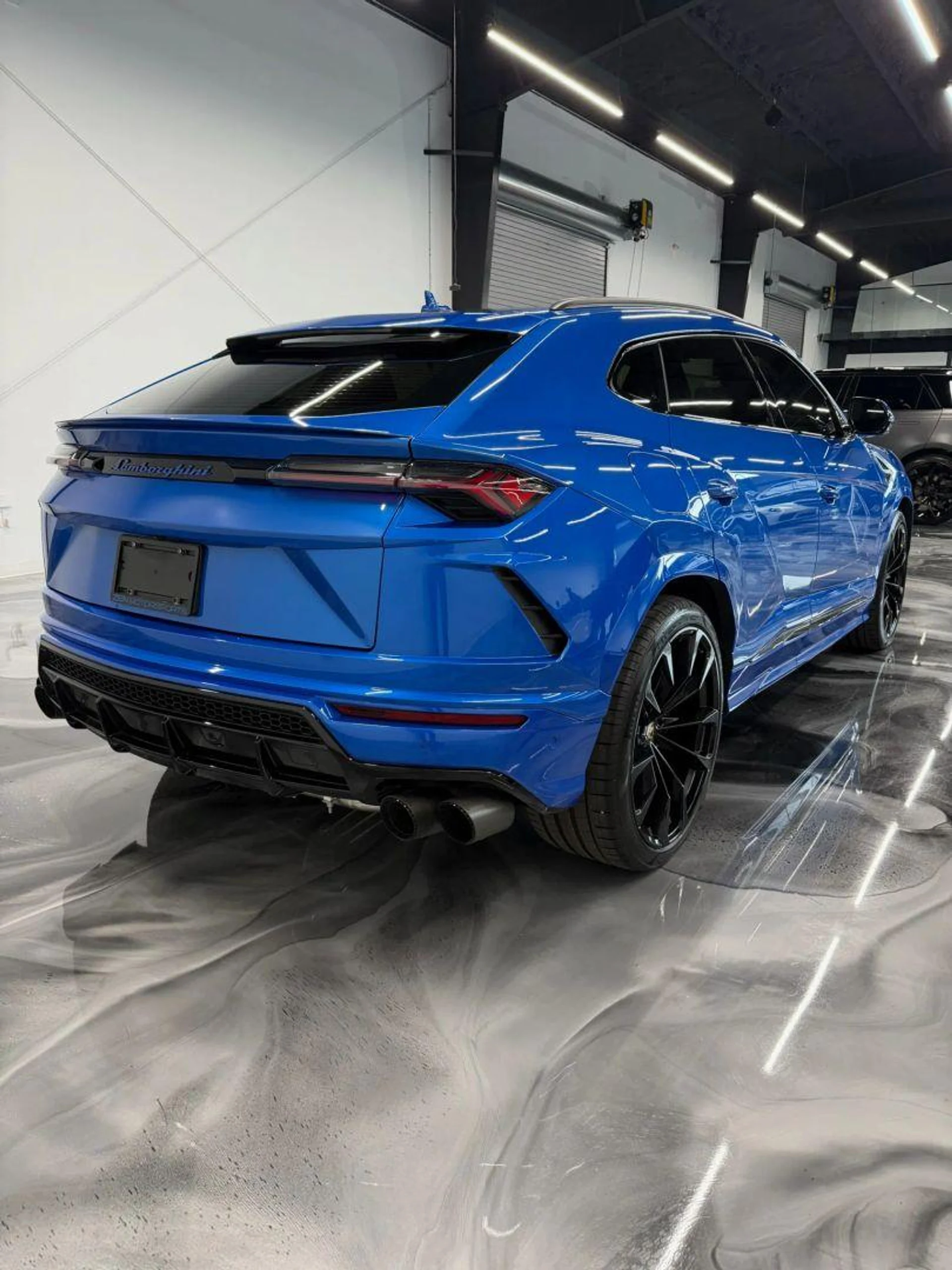 mph003_724033623_Used_2019_Lamborghini_Urus_Sport_Utility_4_D_1784105676_bcee51d9c6