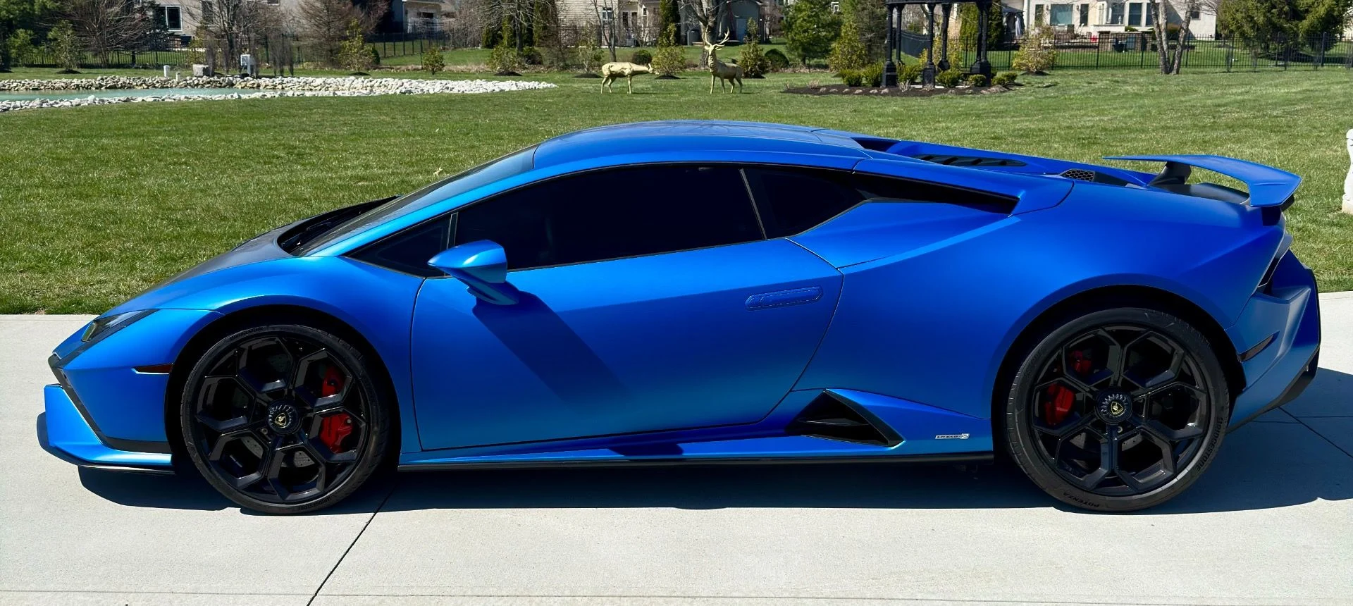 mph003_739197914_Used_2023_Lamborghini_Huracan_Tecnica_1774373424_d5f4dcd046