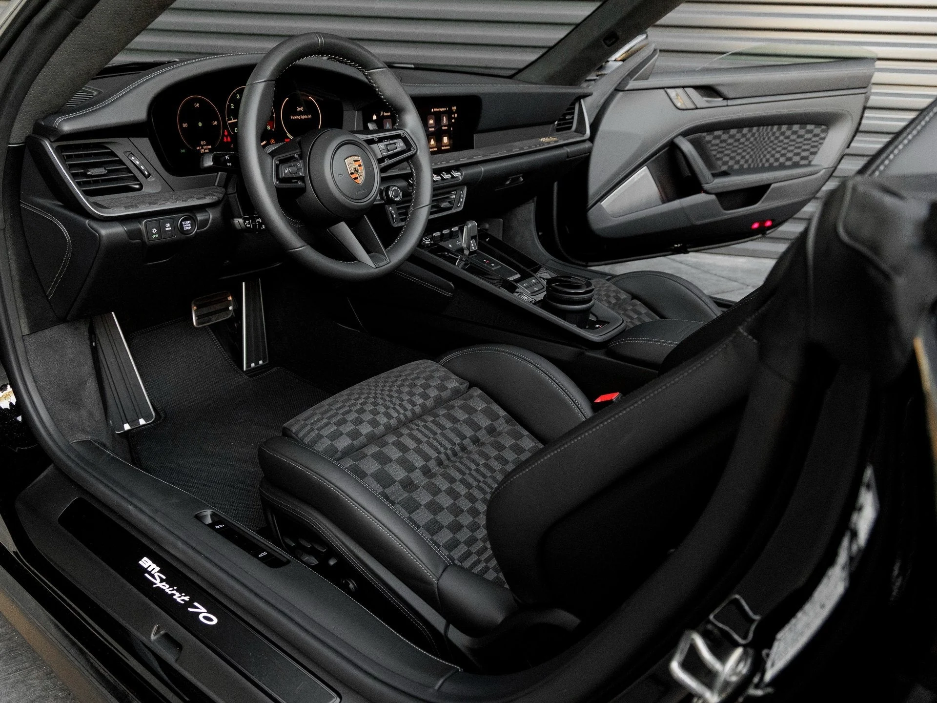 mph003_73960952_4_72769e914e